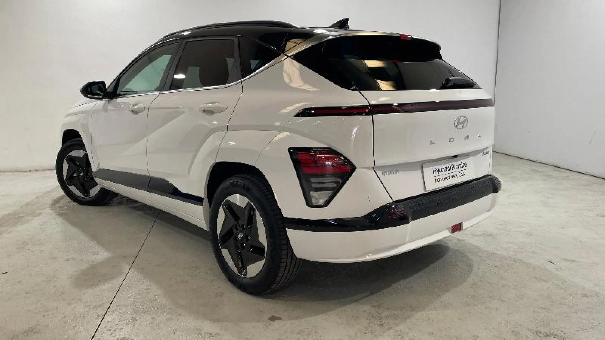 HYUNDAI KONA EV 150KW 65KWH BLACK LINE - Foto 11