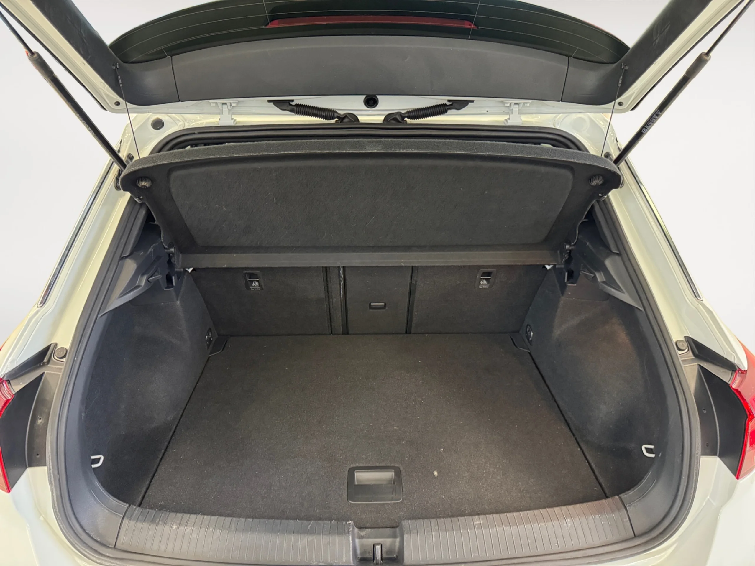 VOLKSWAGEN T ROC R LINE 2.0 TDI 110KW (150CV) DSG - Foto 7