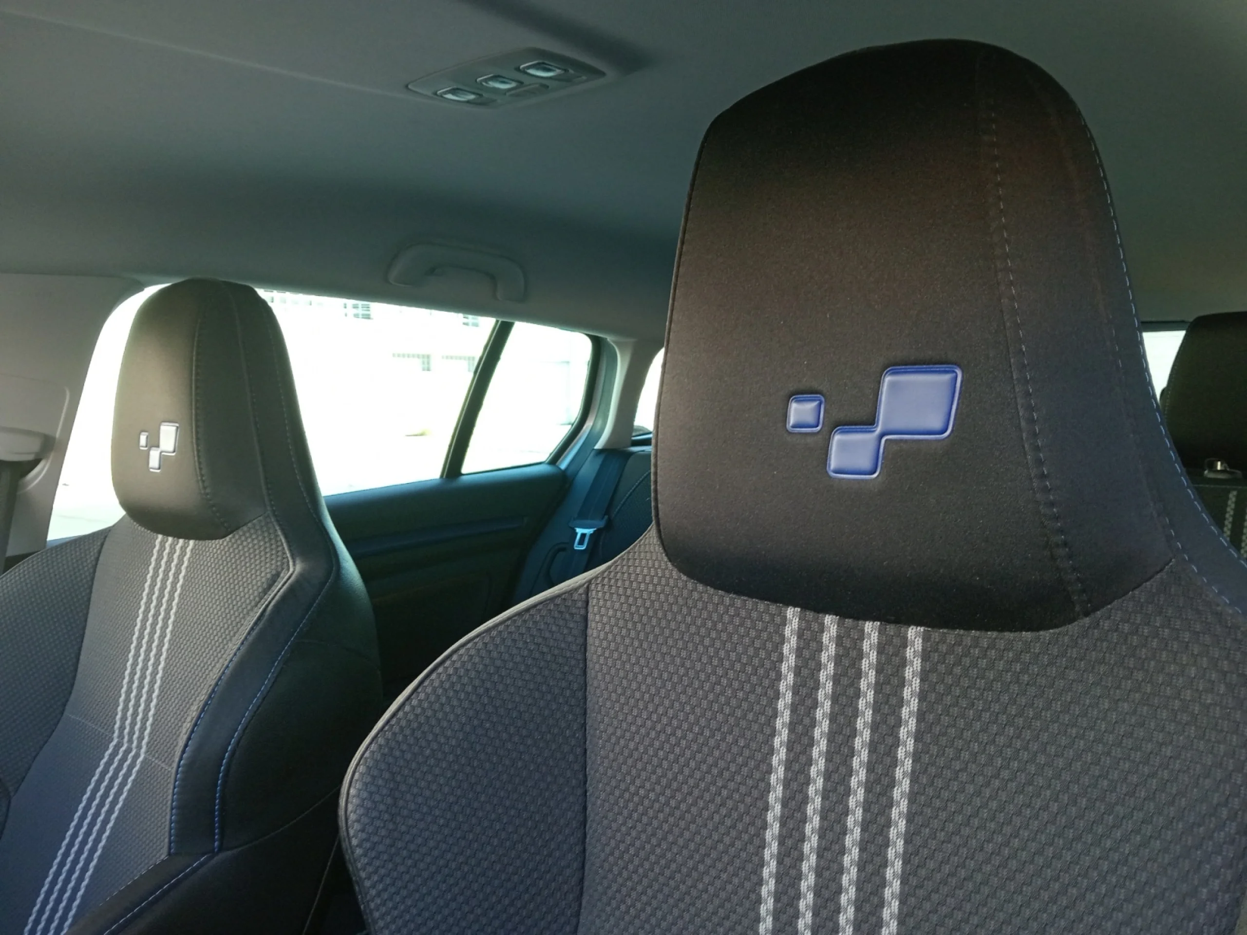 RENAULT MEGANE SP. TOU. GT LINE EN. TCE 97KW (130) EDC - Foto 14