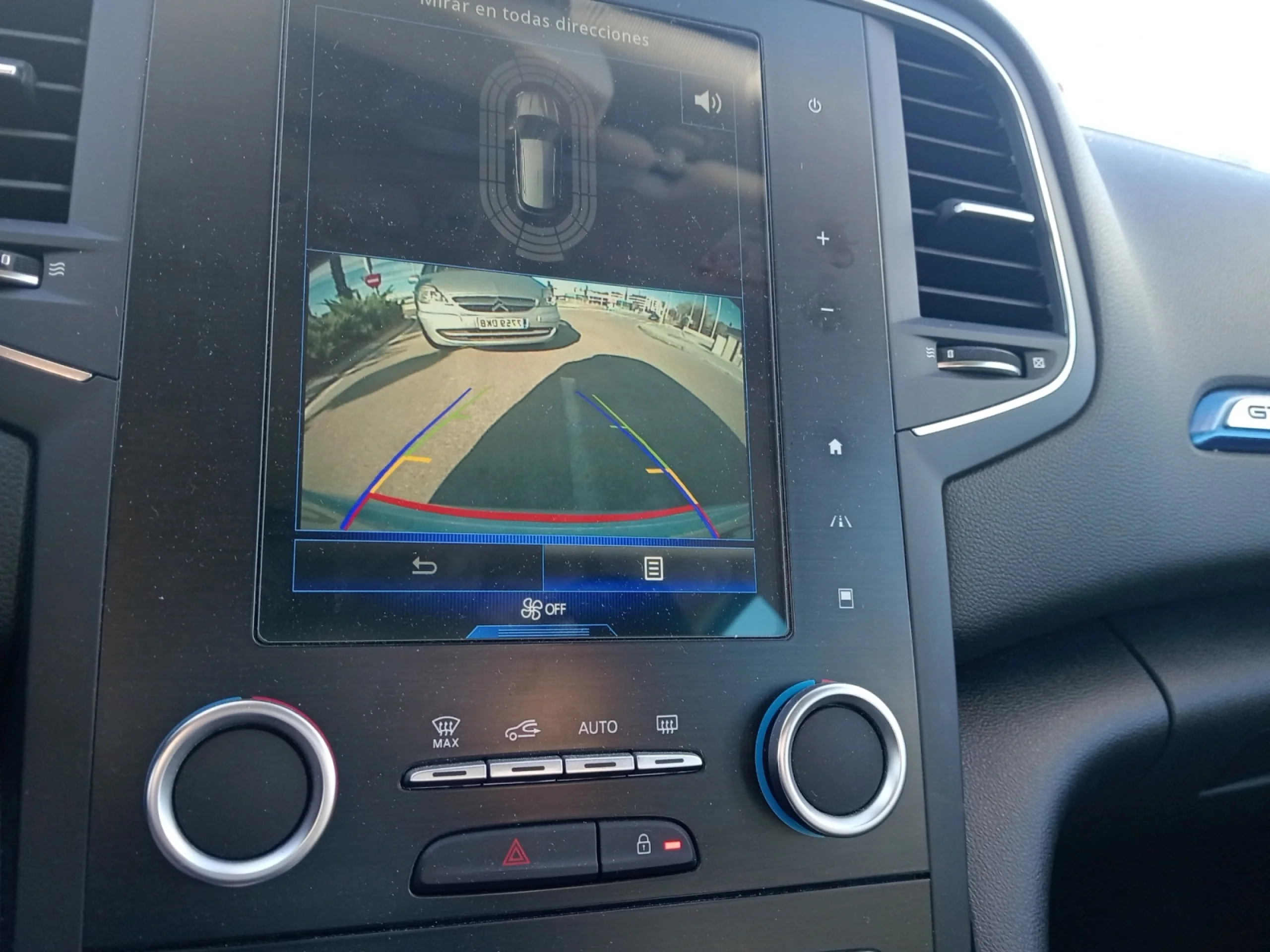 RENAULT MEGANE SP. TOU. GT LINE EN. TCE 97KW (130) EDC - Foto 17