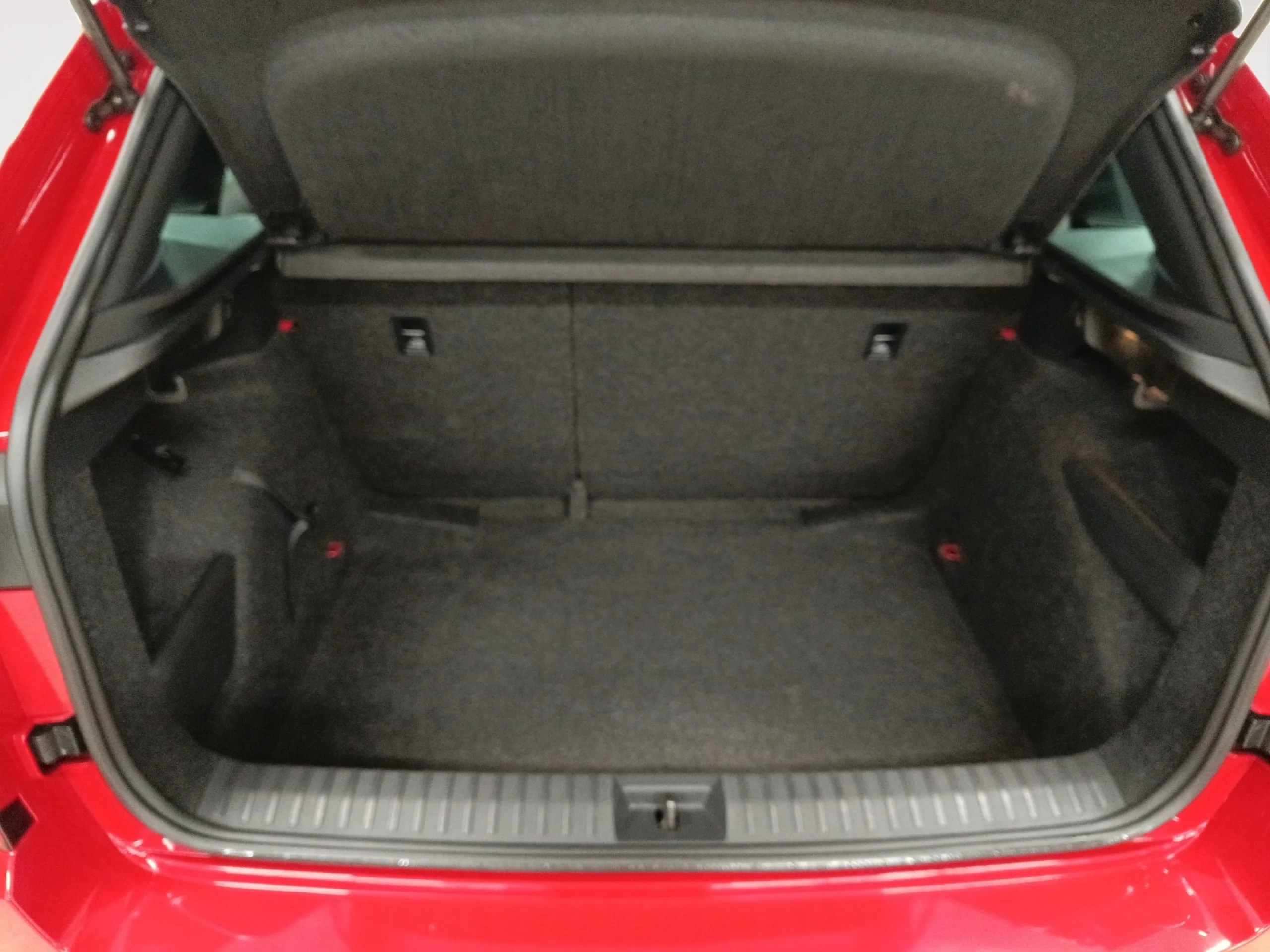 SKODA KAMIQ 1.5 TSI 110KW (150CV) DSG AMBITION - Foto 8