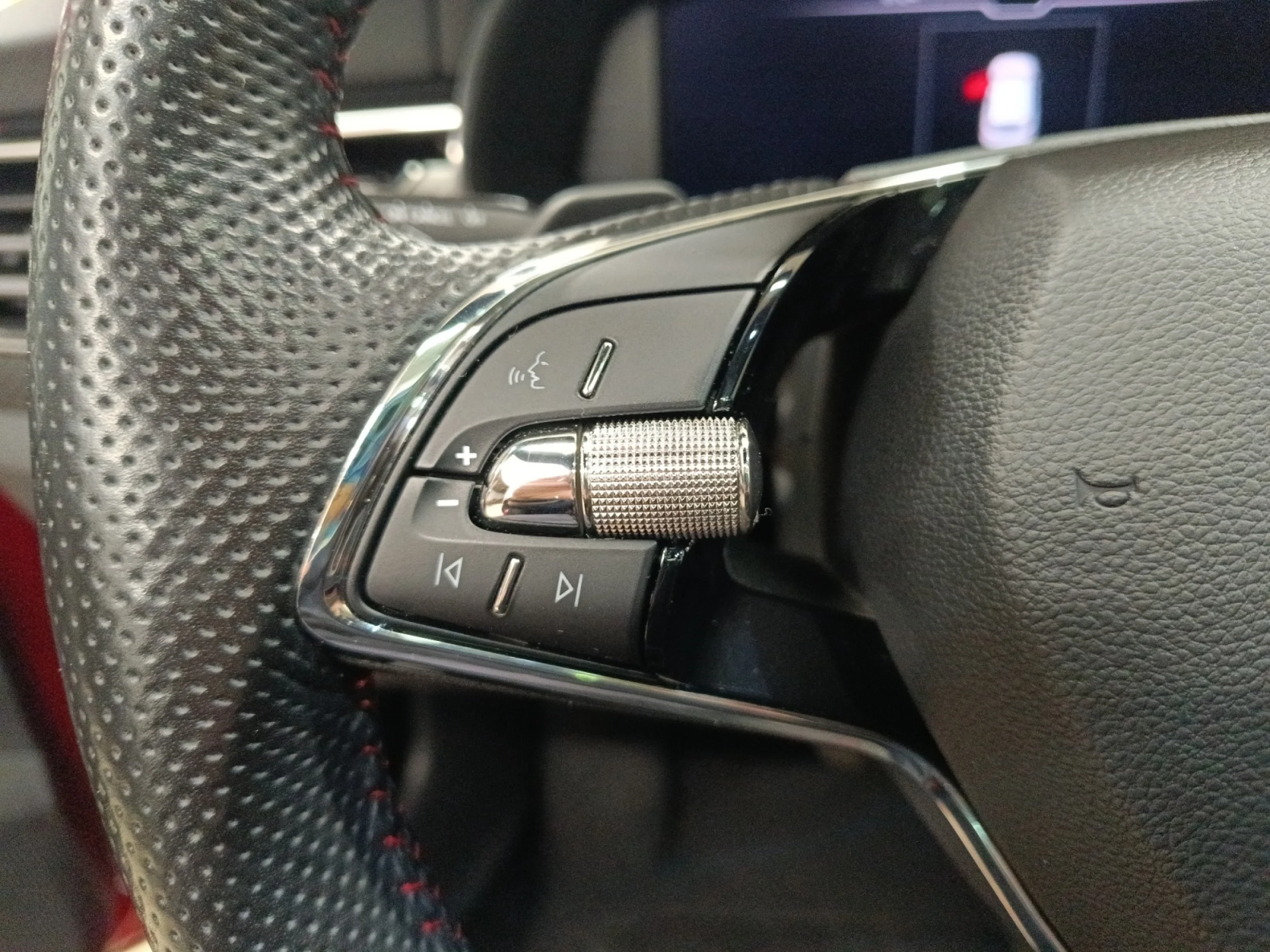 SKODA KAMIQ 1.5 TSI 110KW (150CV) DSG AMBITION - Foto 11