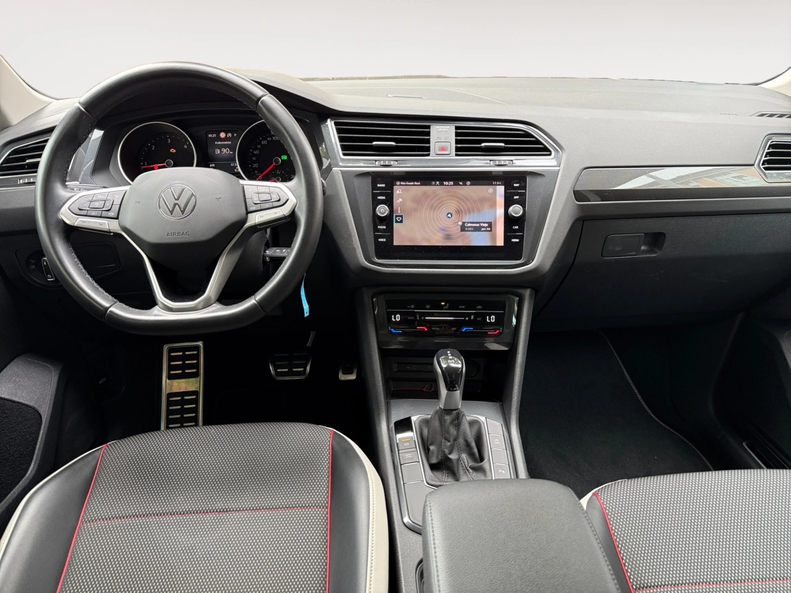 VOLKSWAGEN TIGUAN URBAN SPORT 2.0 TDI 110KW (150CV) DSG - Foto 4