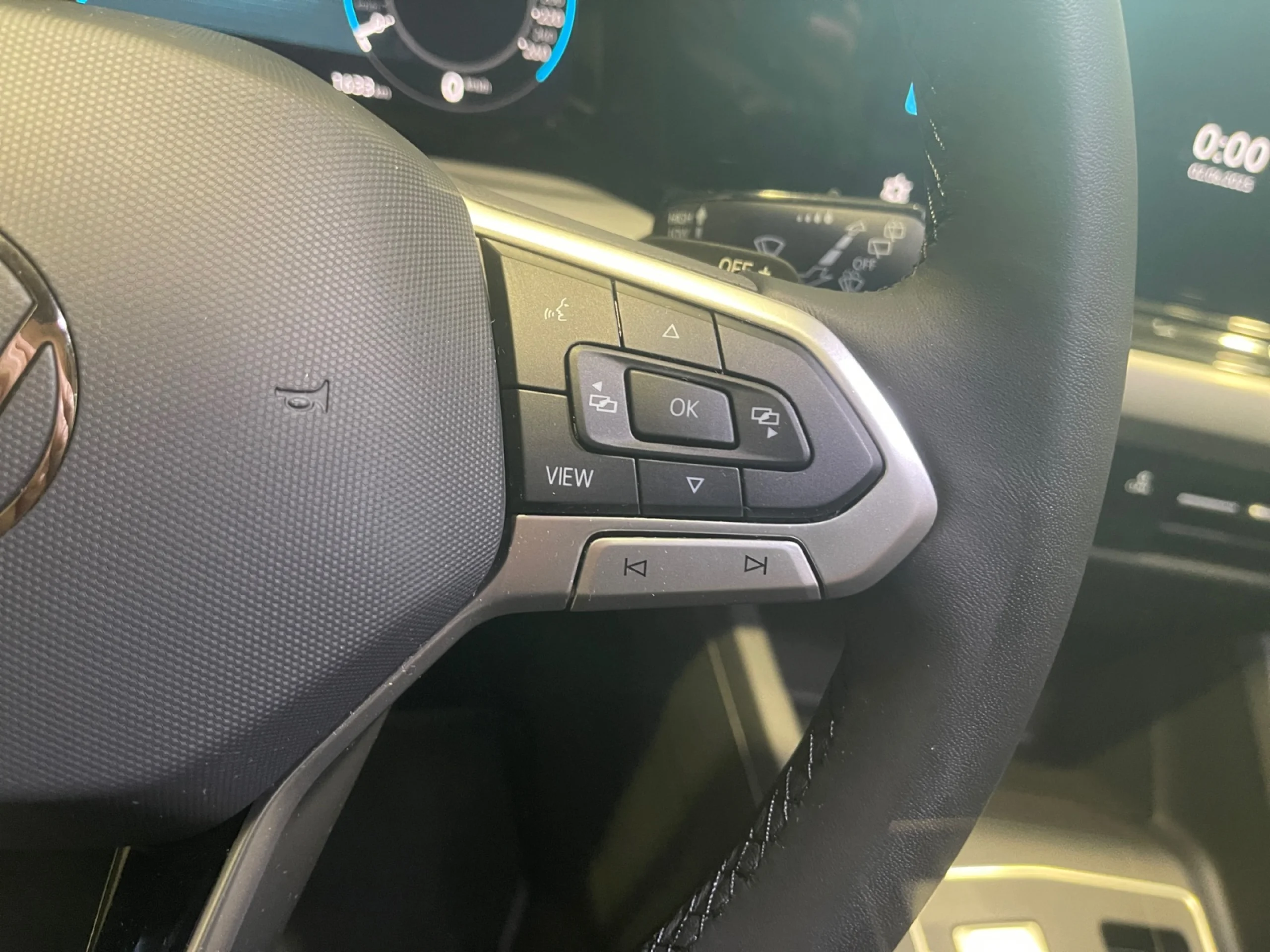 VOLKSWAGEN GOLF LIFE 1.0 ETSI 81KW (110CV) DSG - Foto 10