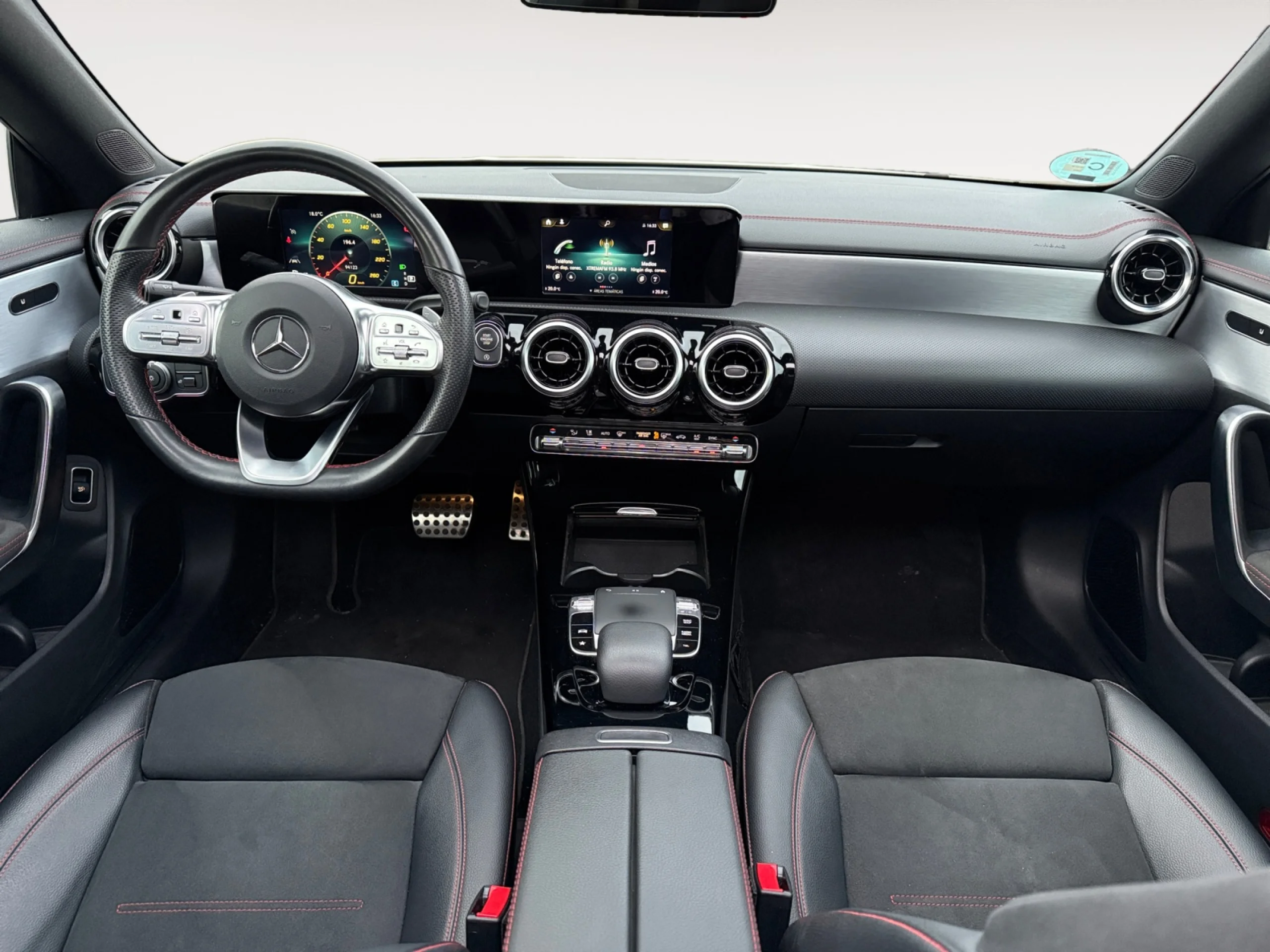 MERCEDES-BENZ CLA CLA 200 D DCT - Foto 4