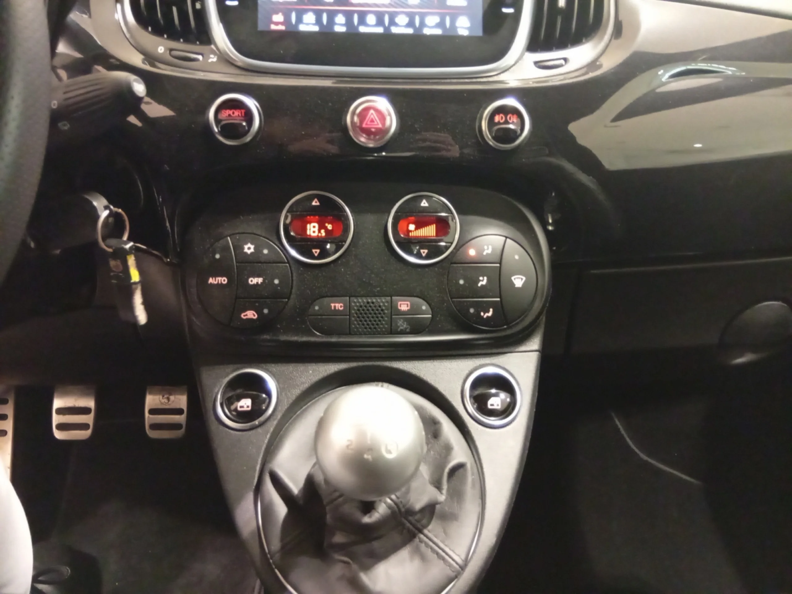 ABARTH 500 595 SCORPIONEORO 1.4 16V 121KW E6D - Foto 14