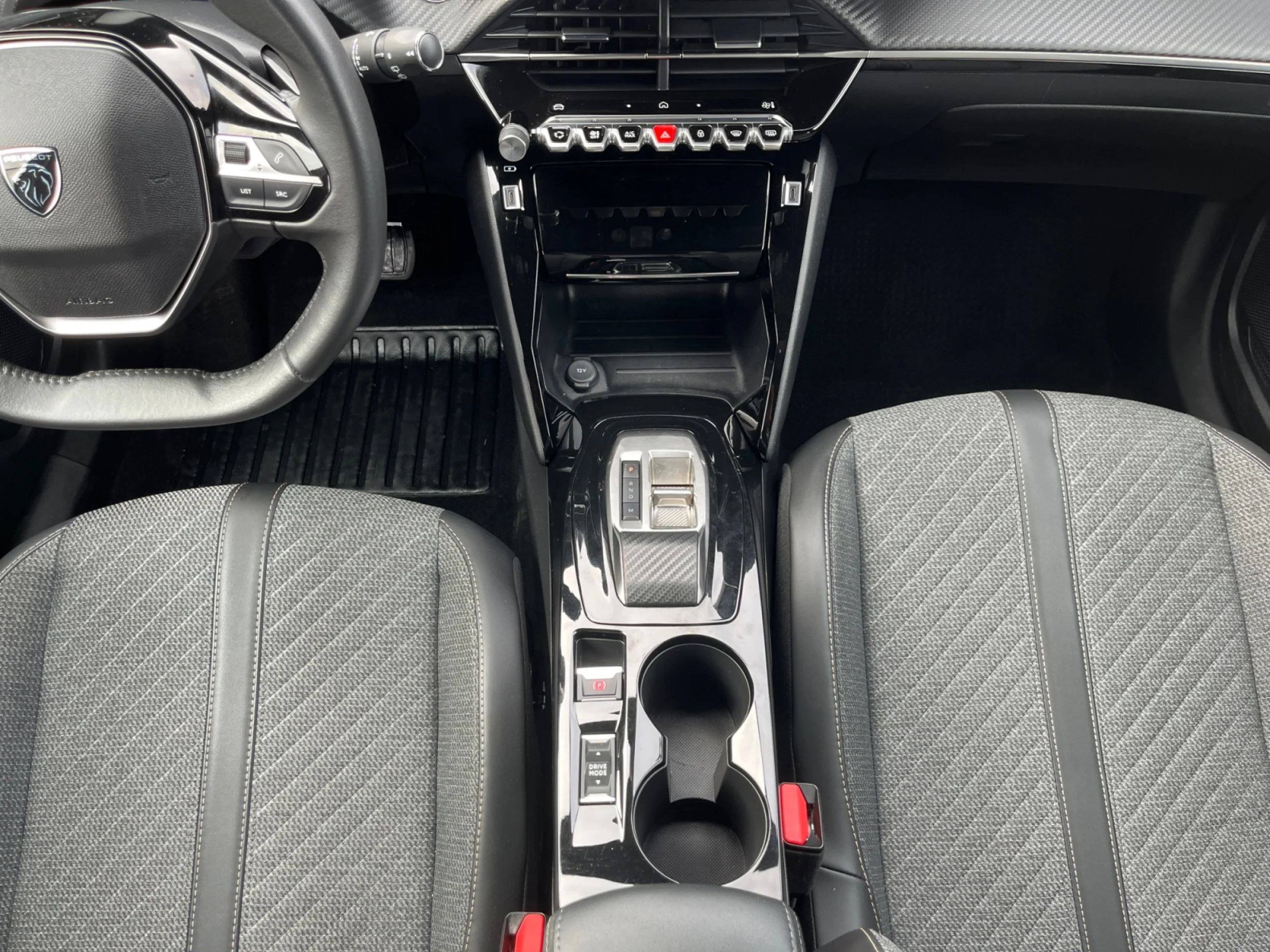 PEUGEOT 2008 ALLURE PURETECH 130 S&S EAT8 - Foto 13