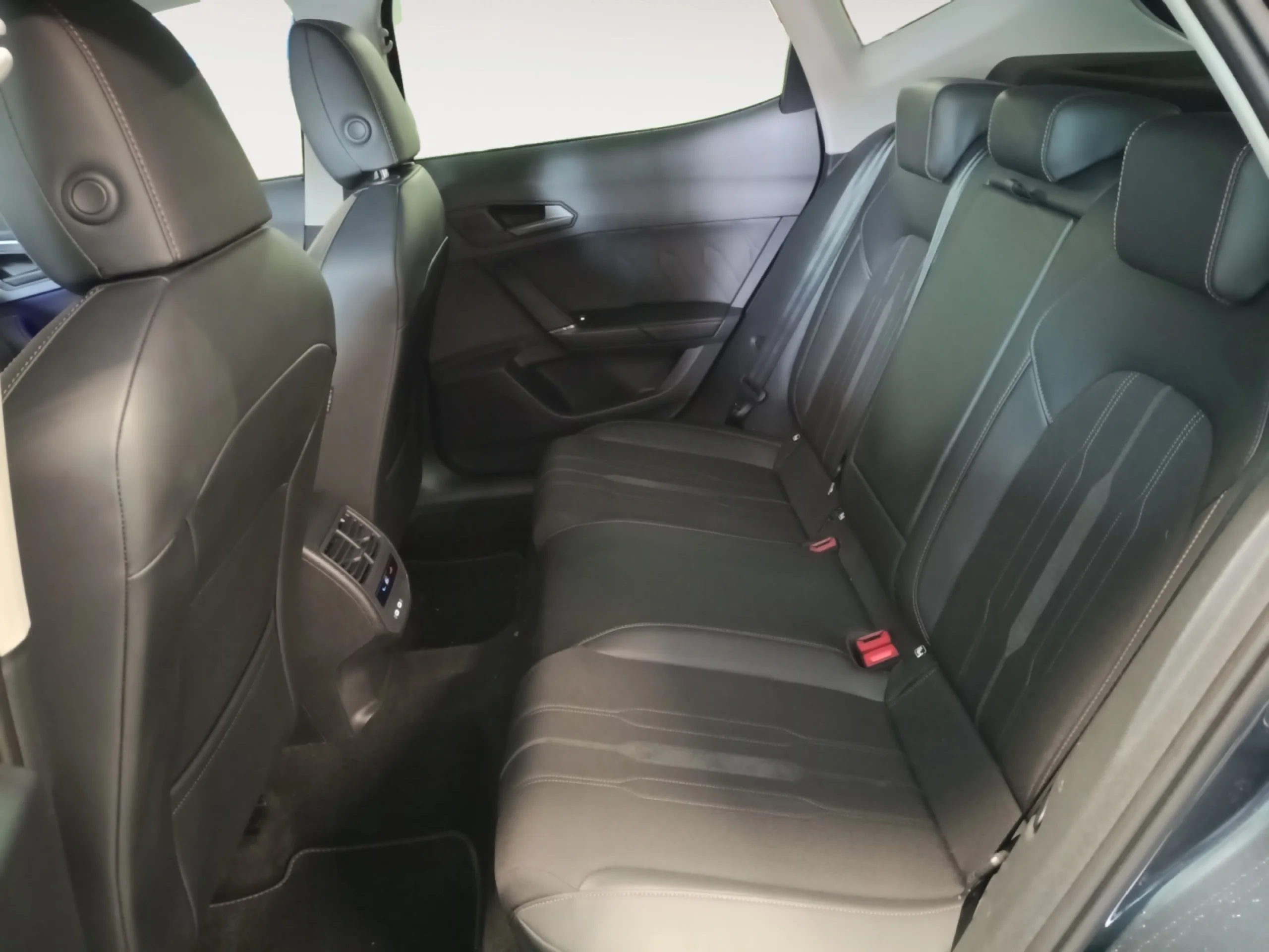 CUPRA FORMENTOR 1.4 E HYBRID 150KW (204 CV) DSG - Foto 6