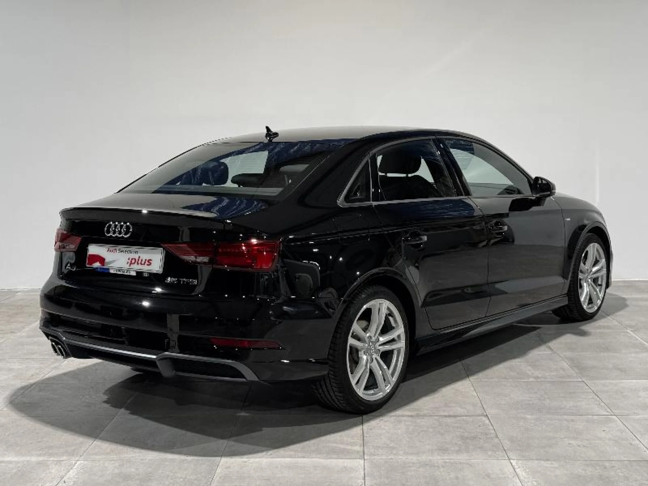 AUDI A3 SEDAN S LINE 35 TFSI 110KW S TRONIC - Foto 2