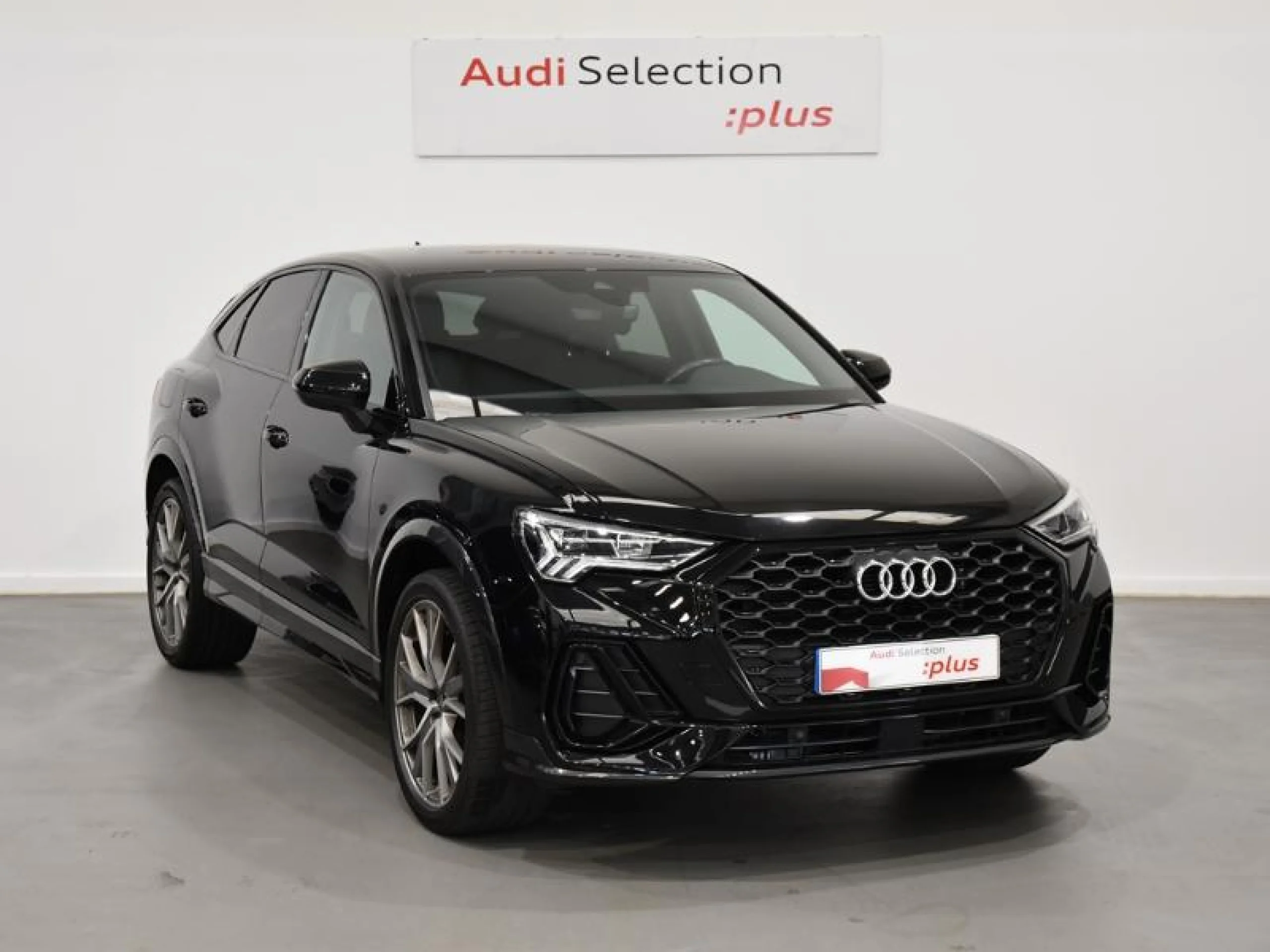 AUDI Q3 SPORTBACK 35 TFSI 110KW(150CV) S TRONIC BLACK LINE - Foto 1