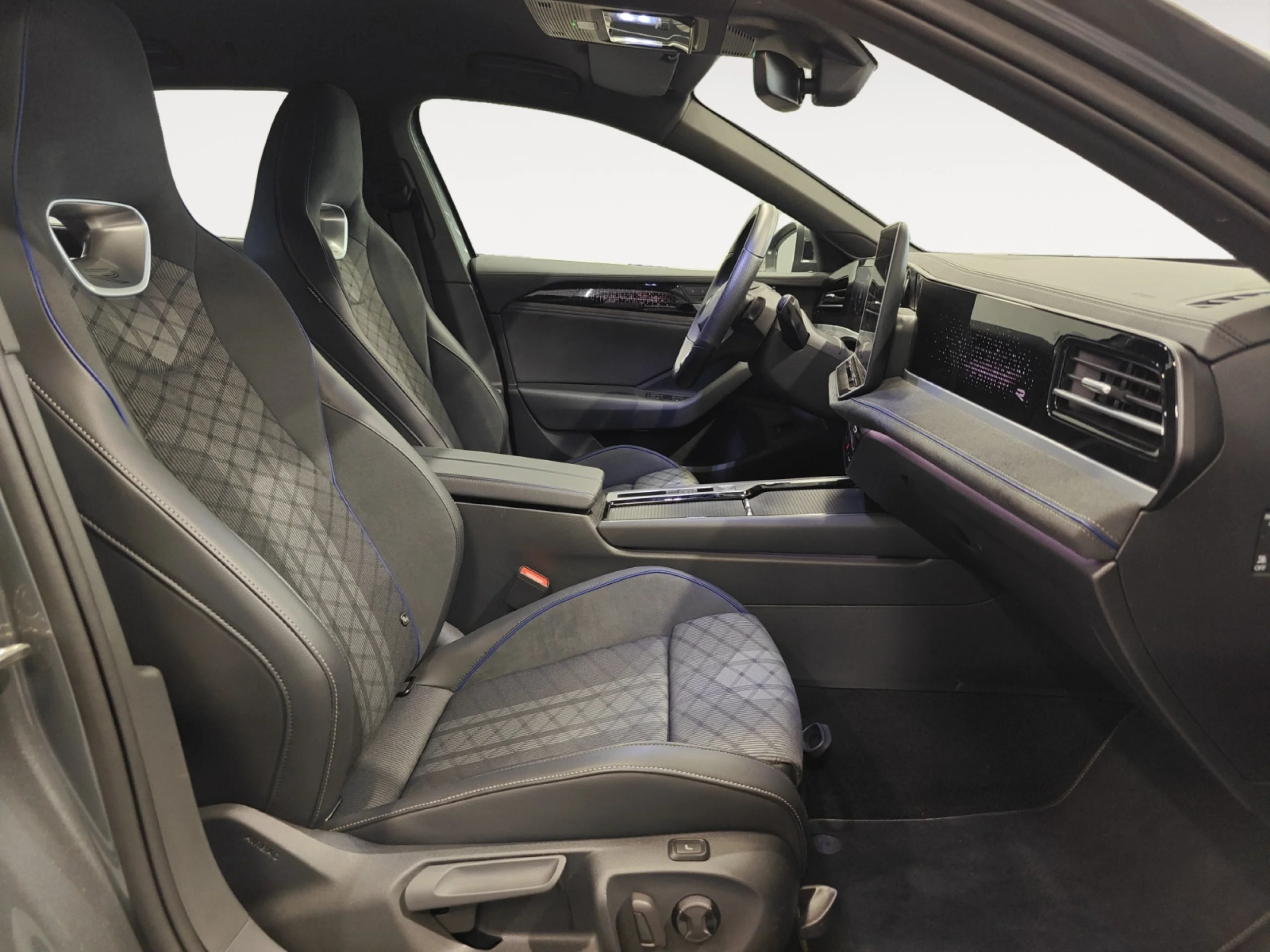 VOLKSWAGEN PASSAT R LINE 2.0 TDI 110KW (150CV) DSG - Foto 5