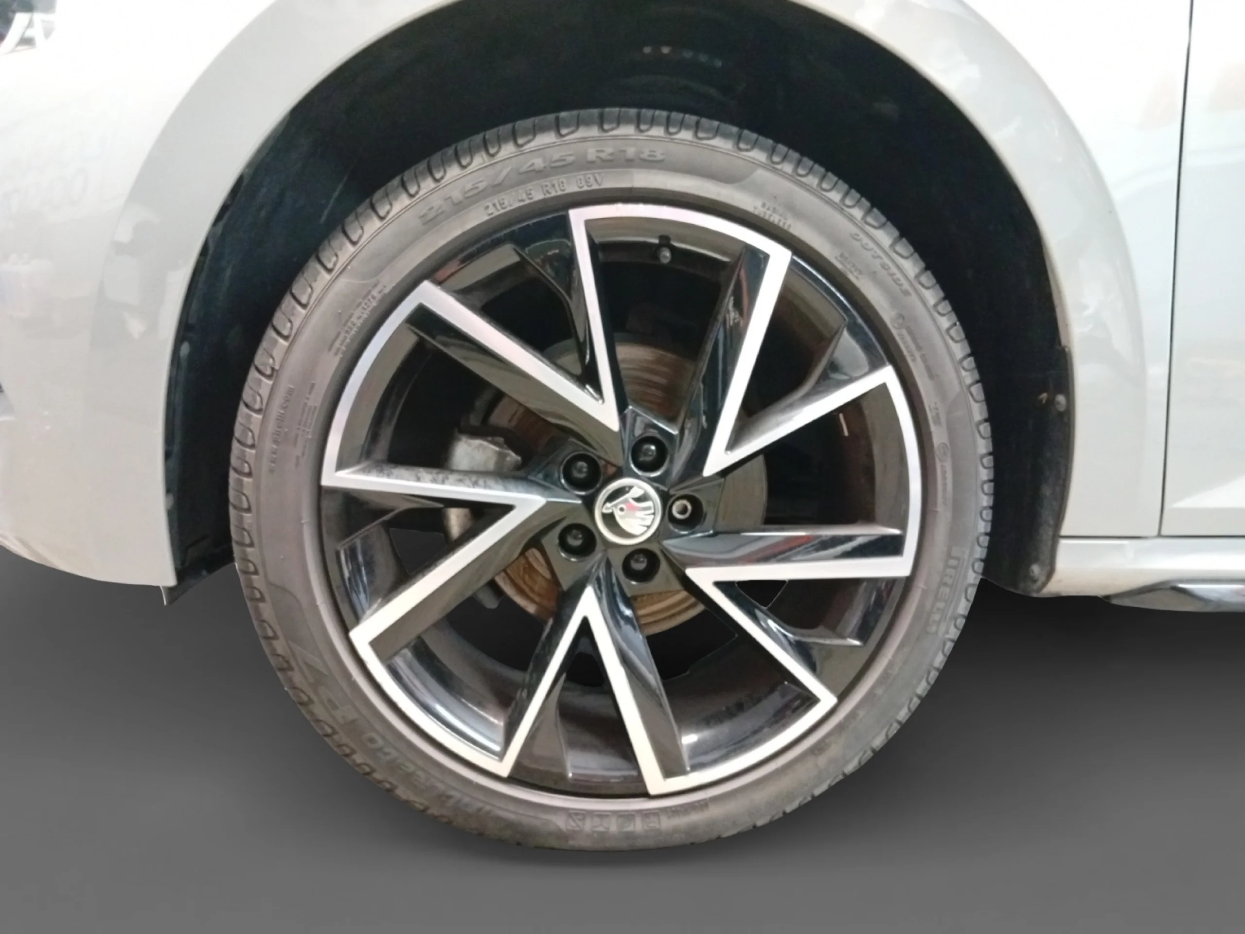SKODA KAMIQ 1.5 TSI 110KW (150CV) DSG MONTECARLO - Foto 8