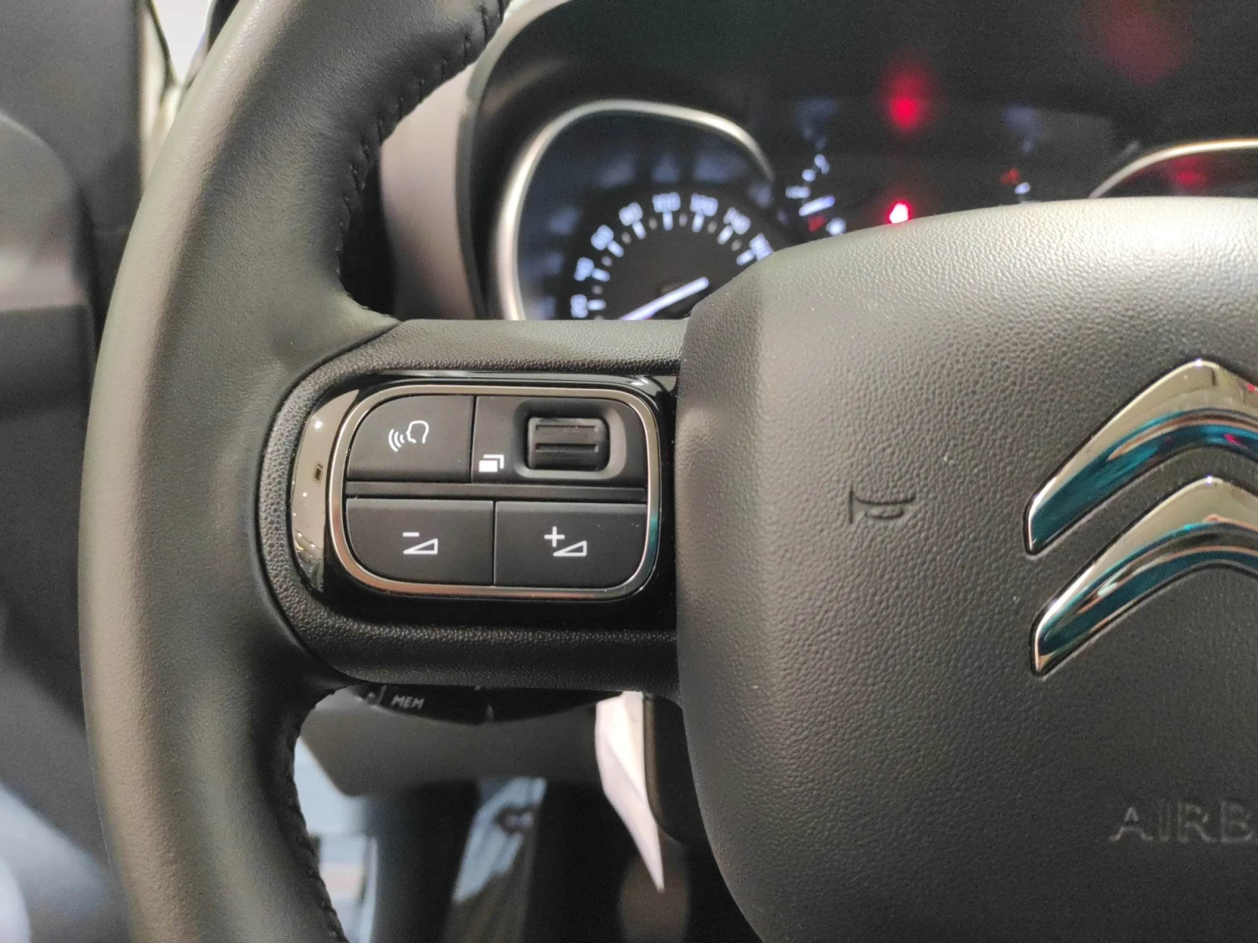 CITROEN C3 AIRCROSS PURETECH 81KW (110CV) S&S SHINE - Foto 11