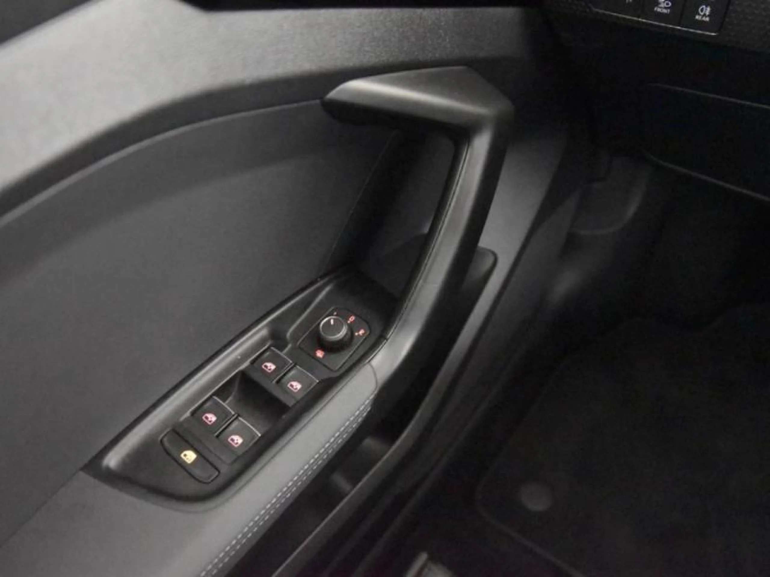 AUDI A1 SPORTBACK ADRENALIN 30 TFSI 81KW (110CV) - Foto 17