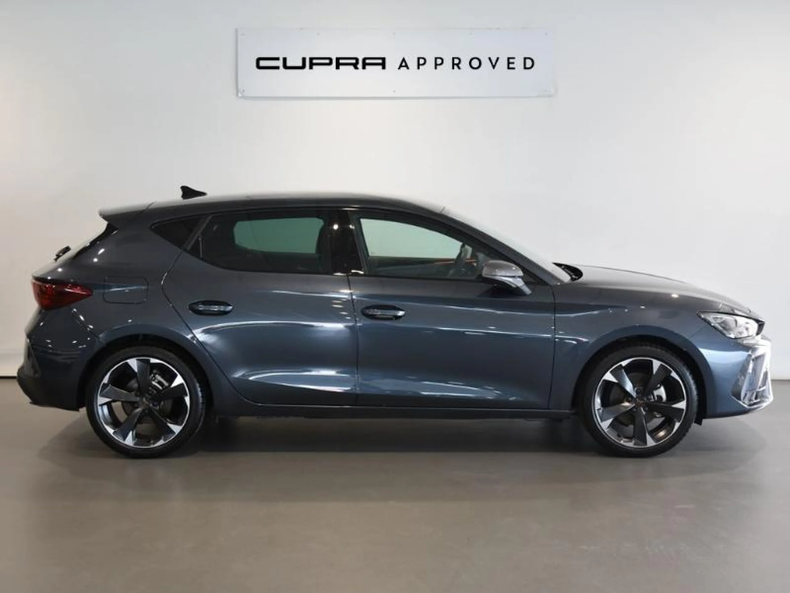 CUPRA LEON 1.5 TSI 110KW (150CV) - Foto 3