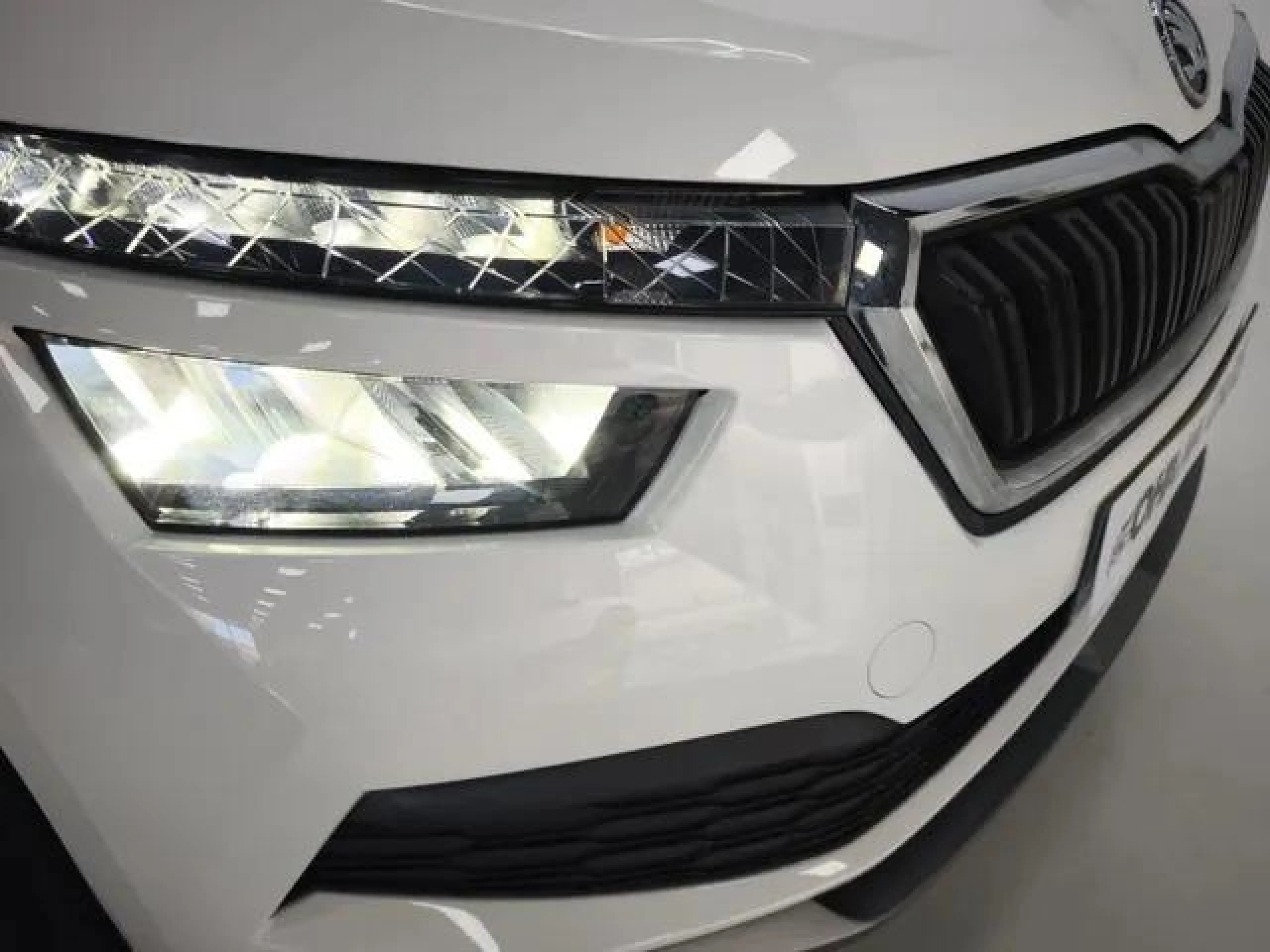 SKODA KAMIQ 1.0 TSI 81KW (110CV) DSG AMBITION - Foto 1