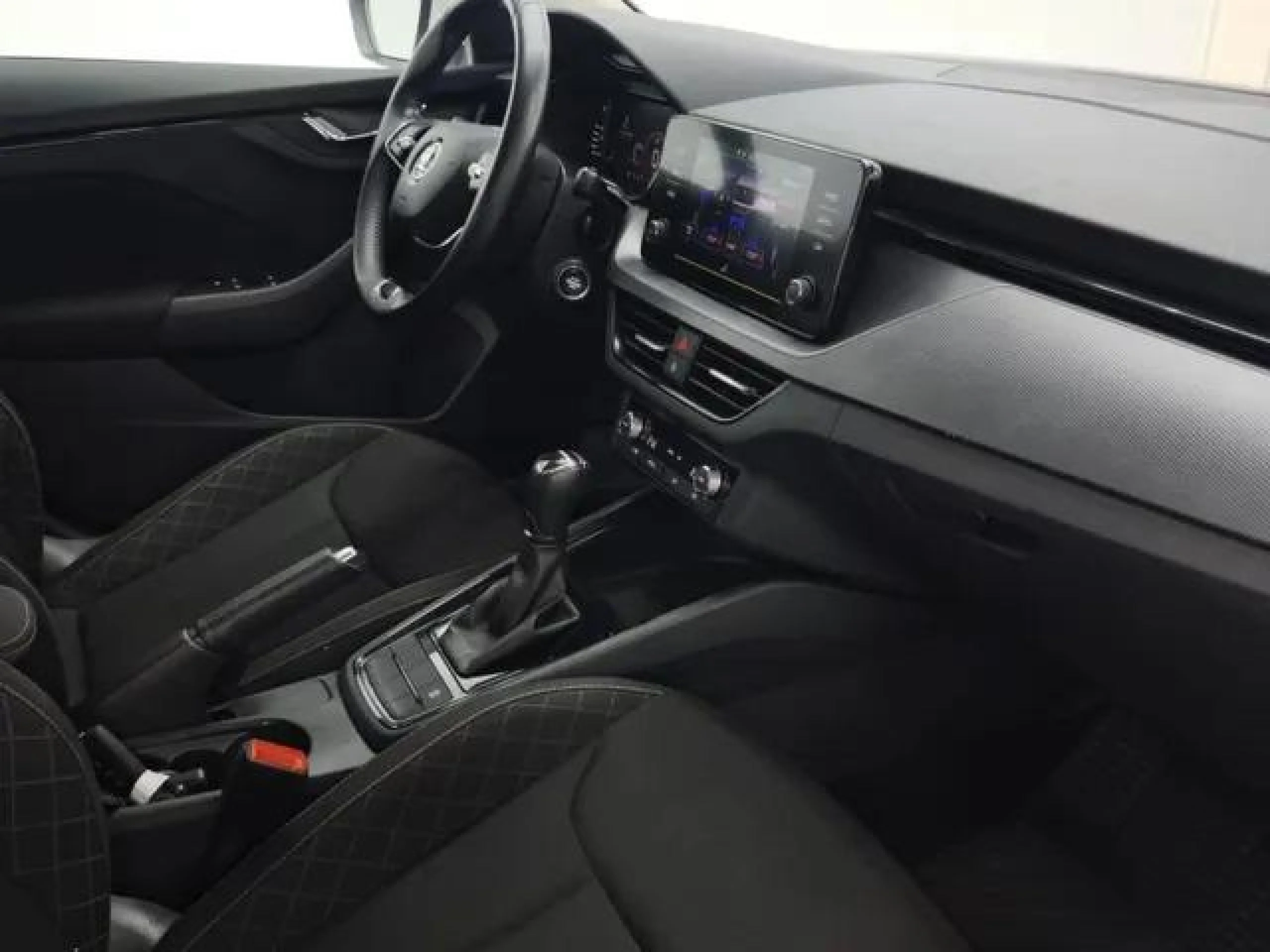 SKODA KAMIQ 1.0 TSI 81KW (110CV) DSG AMBITION - Foto 3
