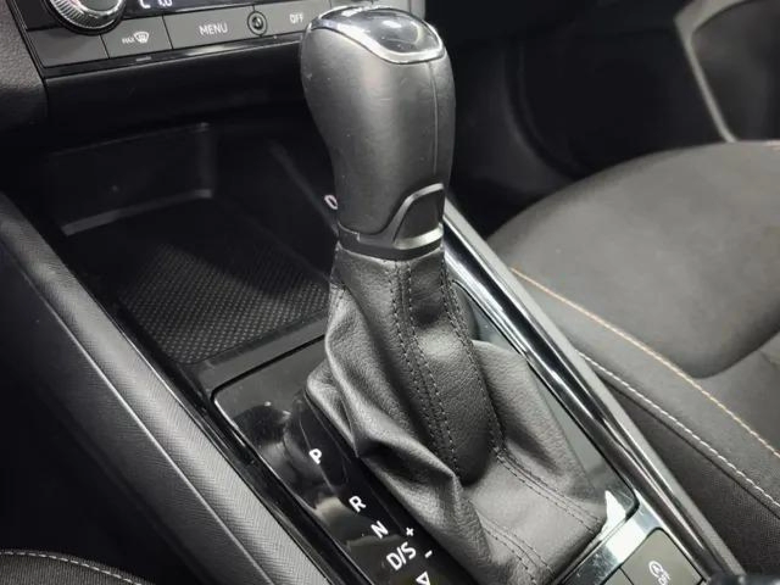 SKODA KAMIQ 1.0 TSI 81KW (110CV) DSG AMBITION - Foto 4