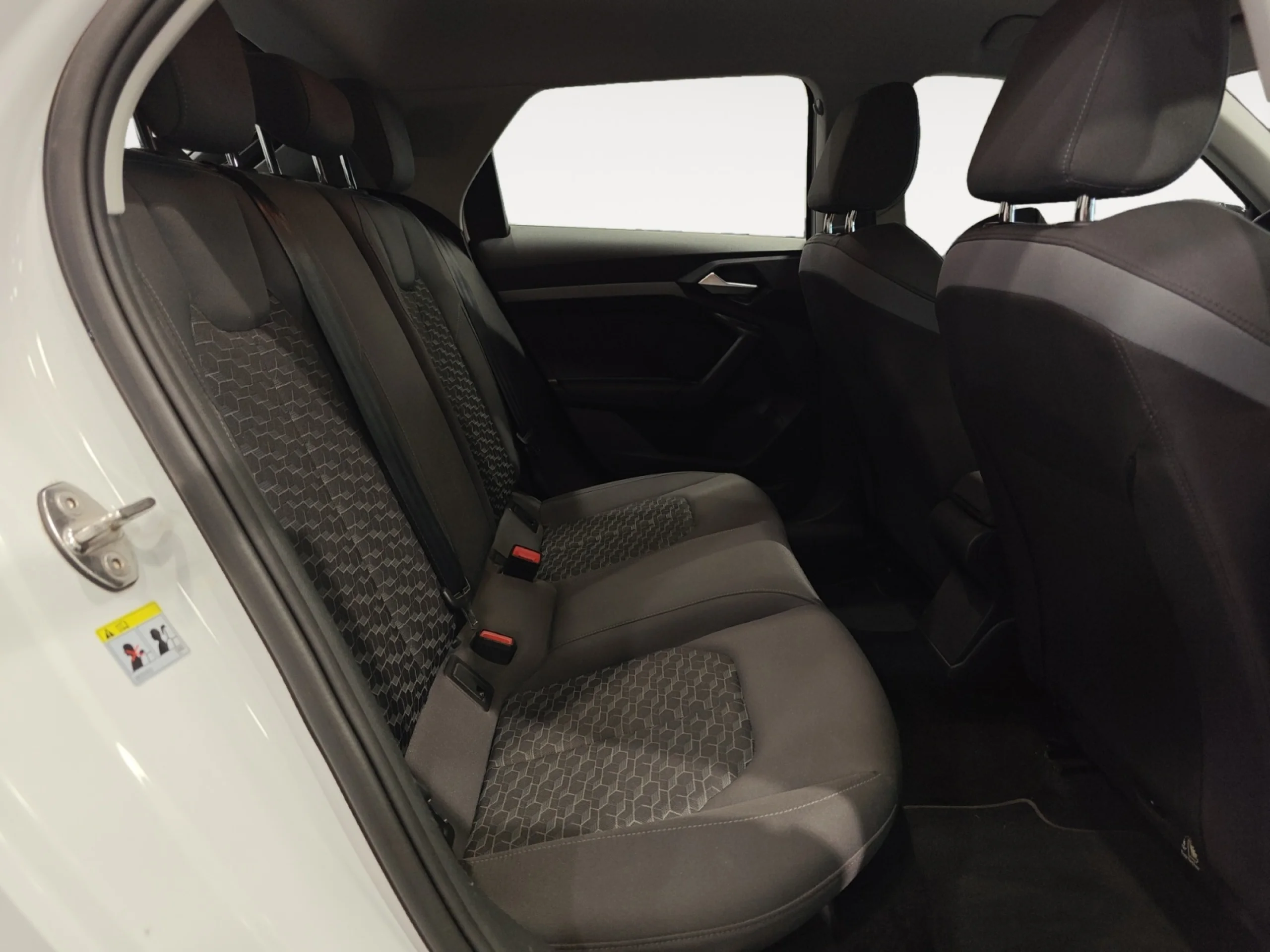 AUDI A1 SPORTBACK ADRENALIN 25 TFSI 70KW (95CV) - Foto 6