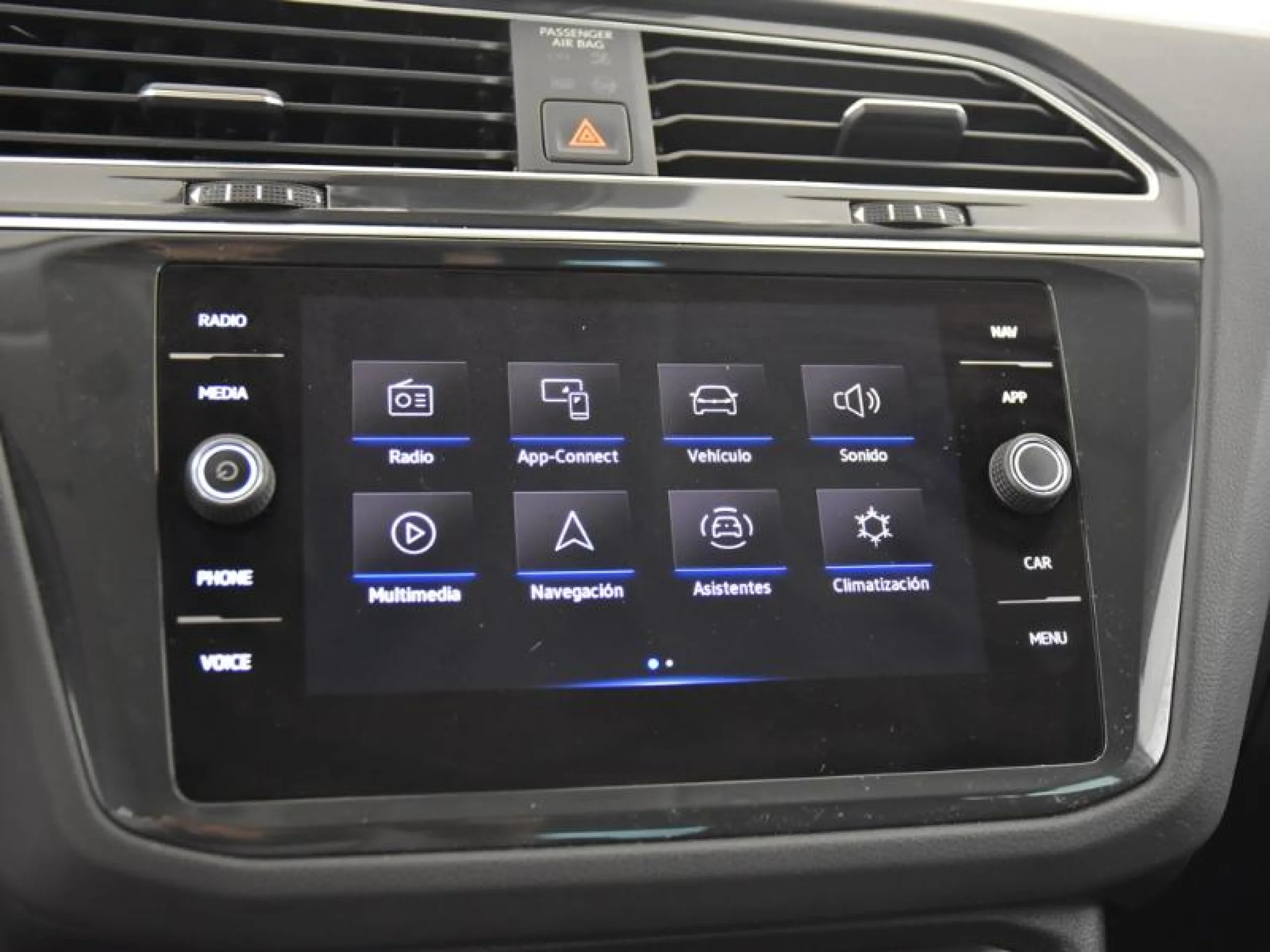 VOLKSWAGEN TIGUAN LIFE 2.0 TDI 110KW (150CV) - Foto 12