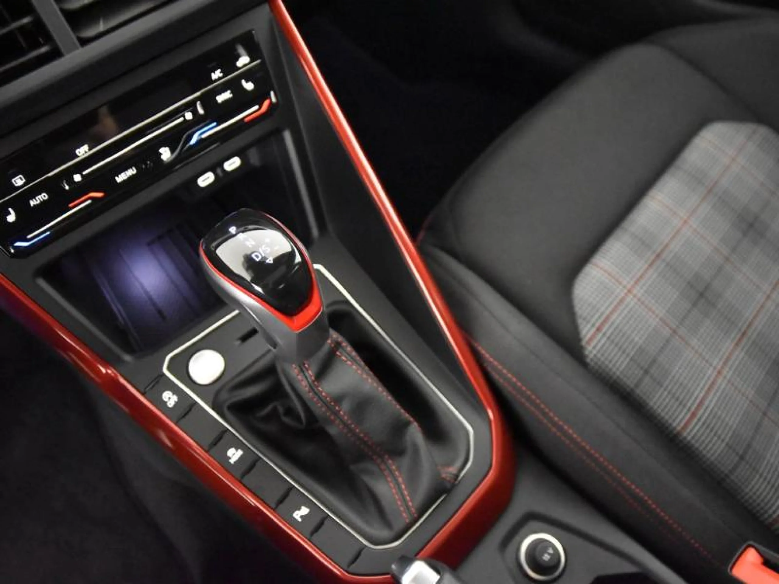 VOLKSWAGEN POLO POLO GTI 2.0 TSI 152 KW (207 CV)  AUTOMÁTICO DSG 7 VEL. - Foto 11