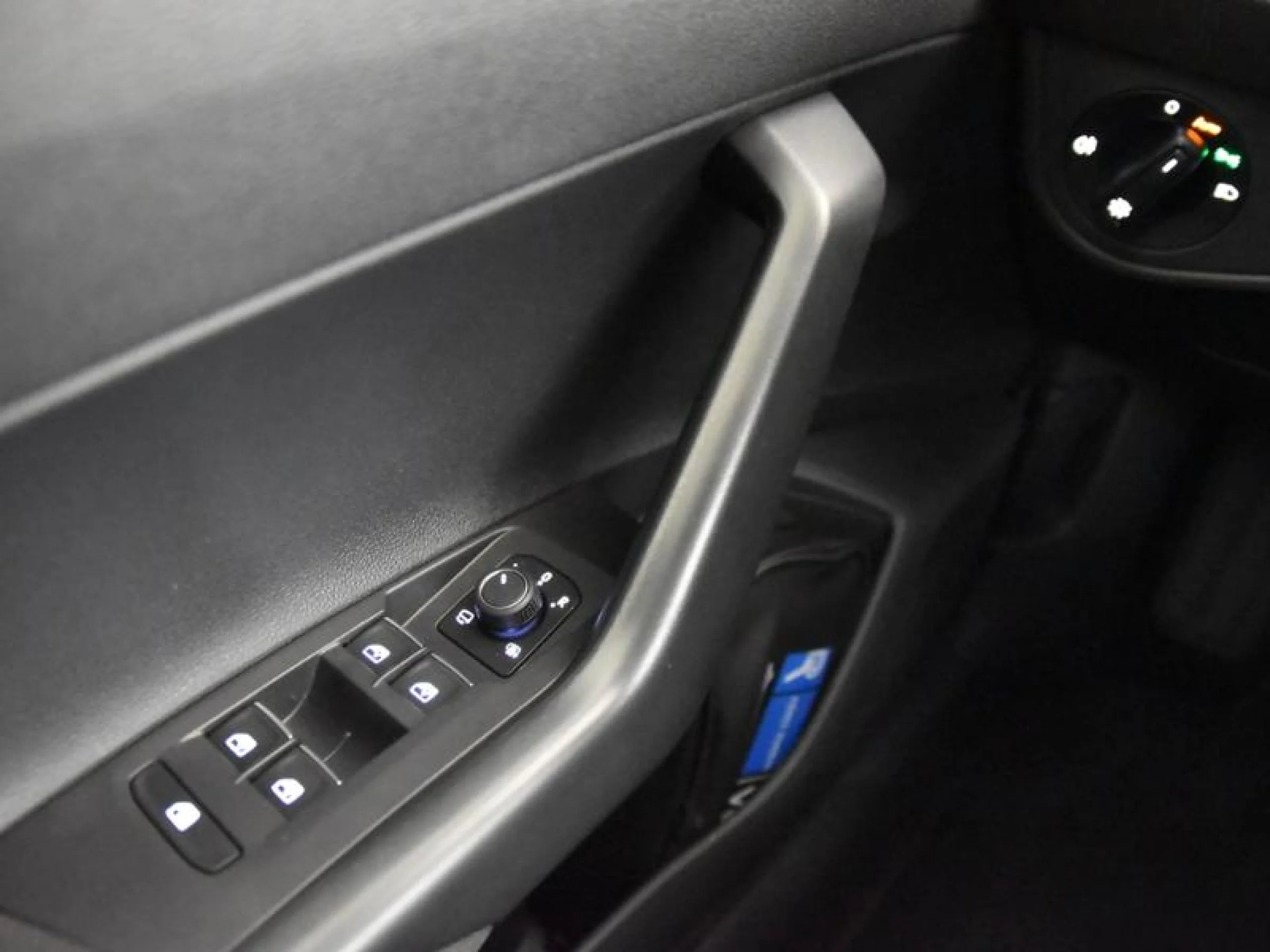 VOLKSWAGEN POLO POLO GTI 2.0 TSI 152 KW (207 CV)  AUTOMÁTICO DSG 7 VEL. - Foto 17