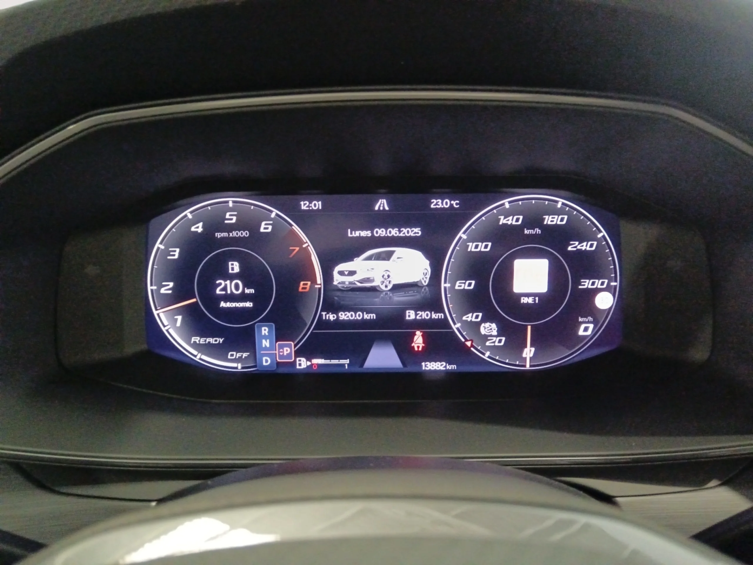 CUPRA LEON 1.5 ETSI 110KW (150CV) DSG - Foto 10