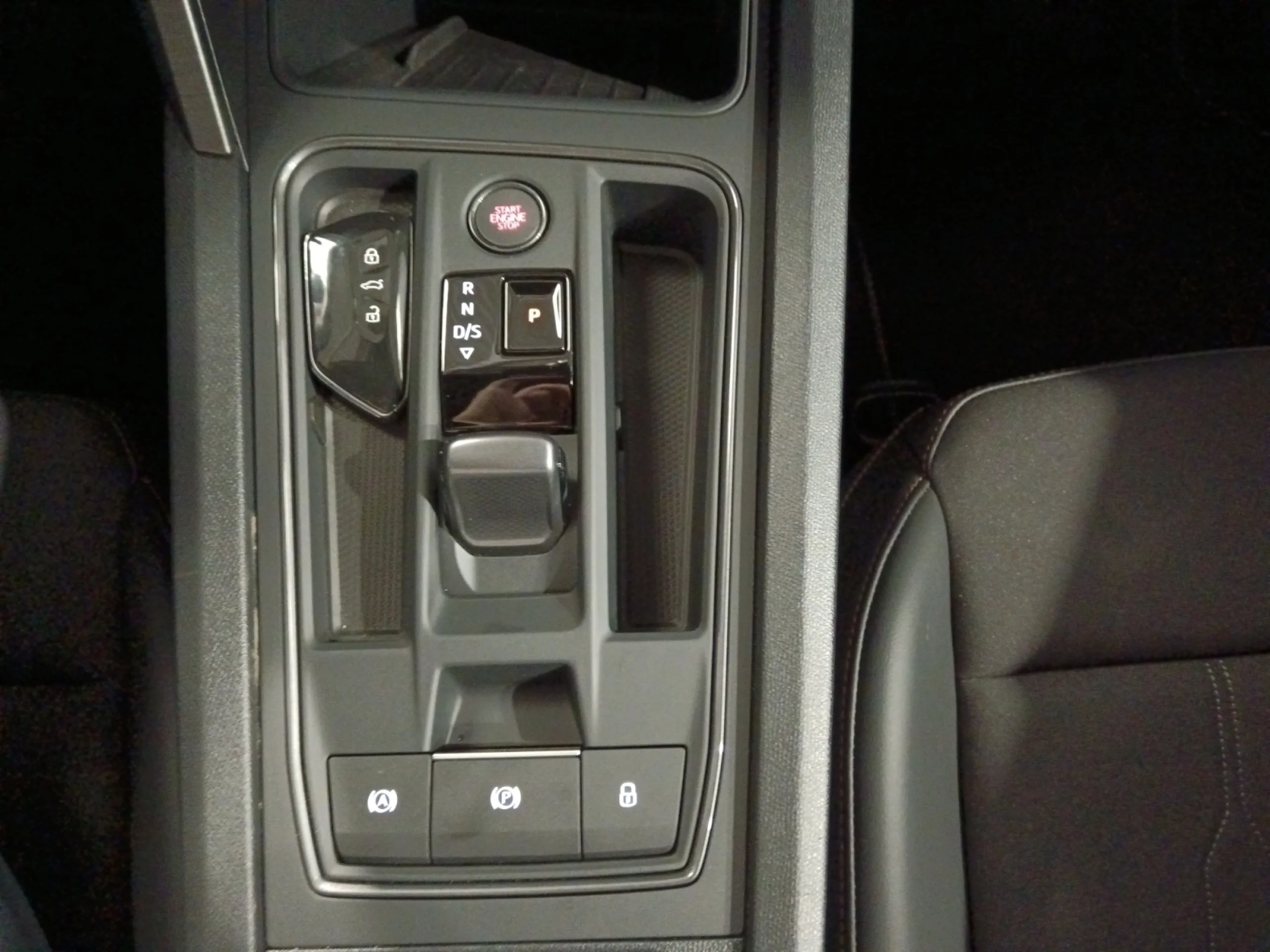 CUPRA LEON 1.5 ETSI 110KW (150CV) DSG - Foto 15