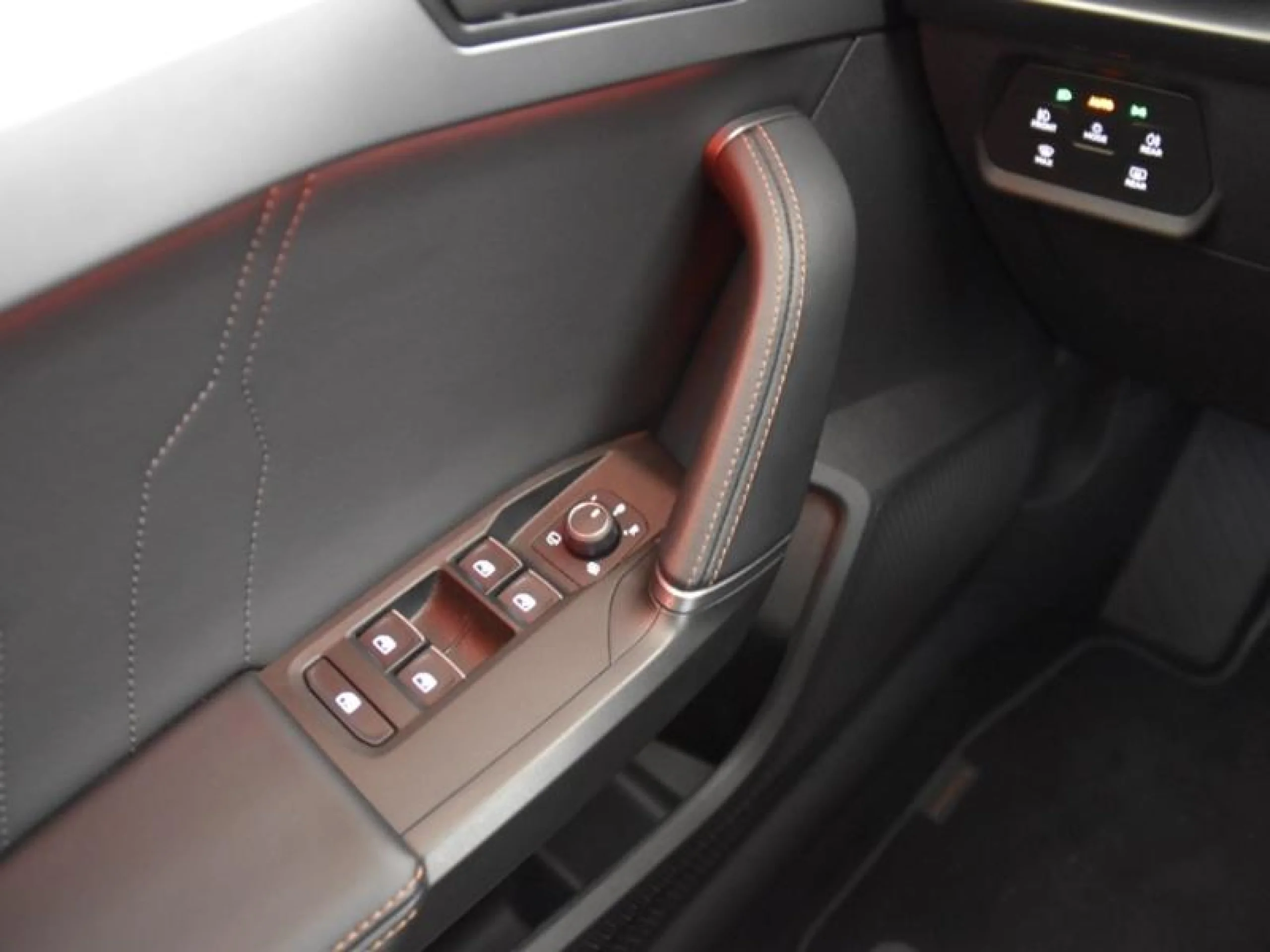 CUPRA FORMENTOR 2.0 TDI 110KW (150 CV) - Foto 19