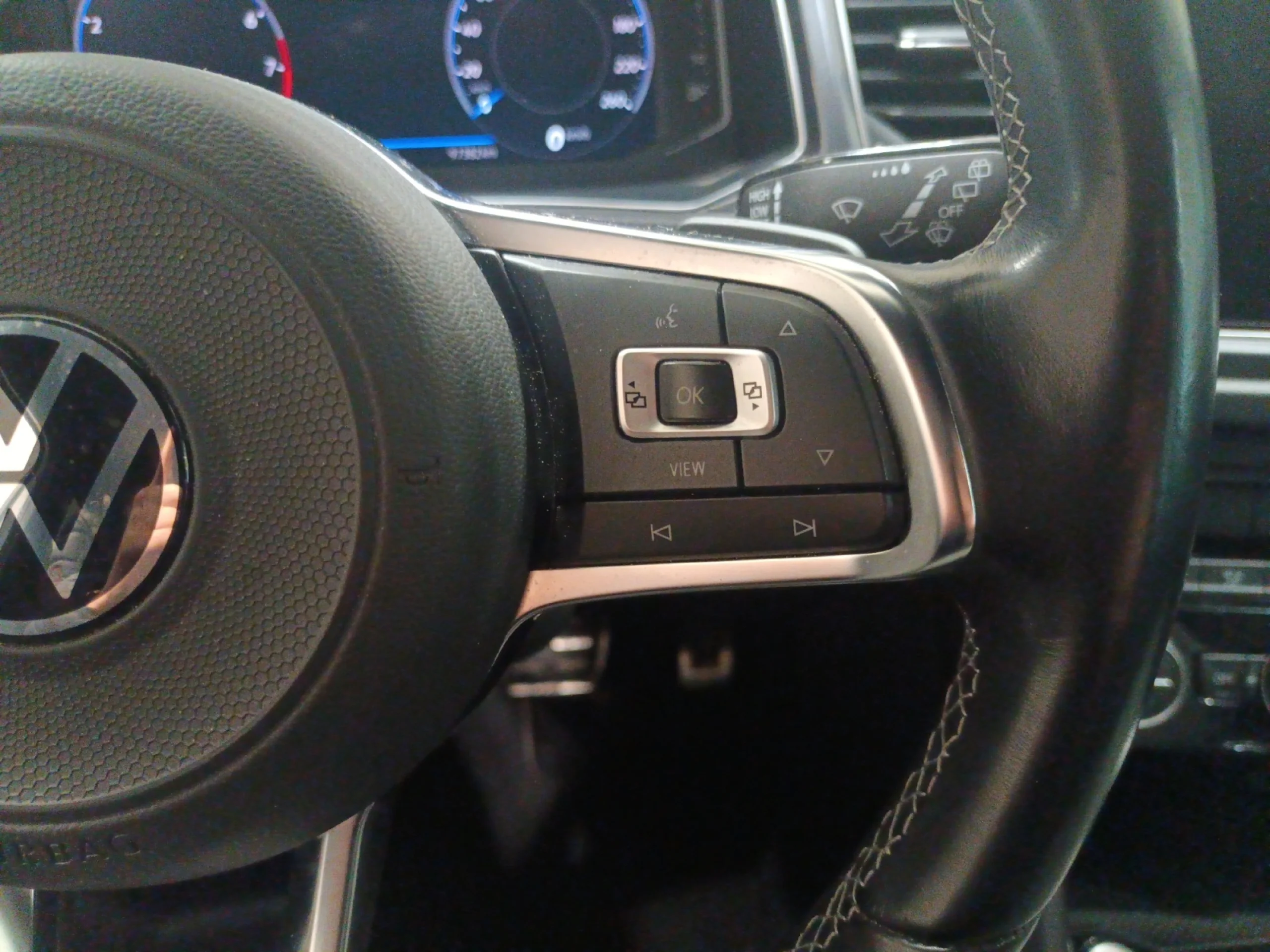 VOLKSWAGEN T ROC SPORT 1.5 TSI 110KW (150CV) DSG - Foto 12