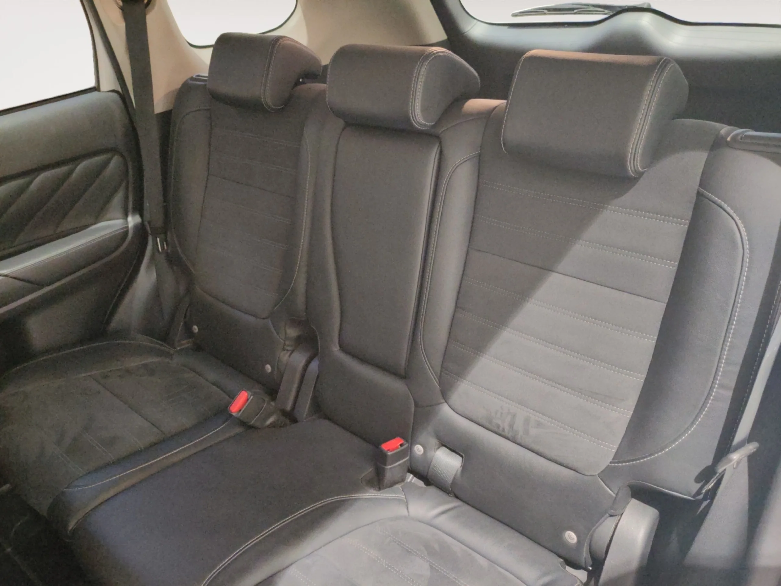 Mitsubishi OUTLANDER 2.0 PHWV KAITEKI AUTO 4WD - Foto 6