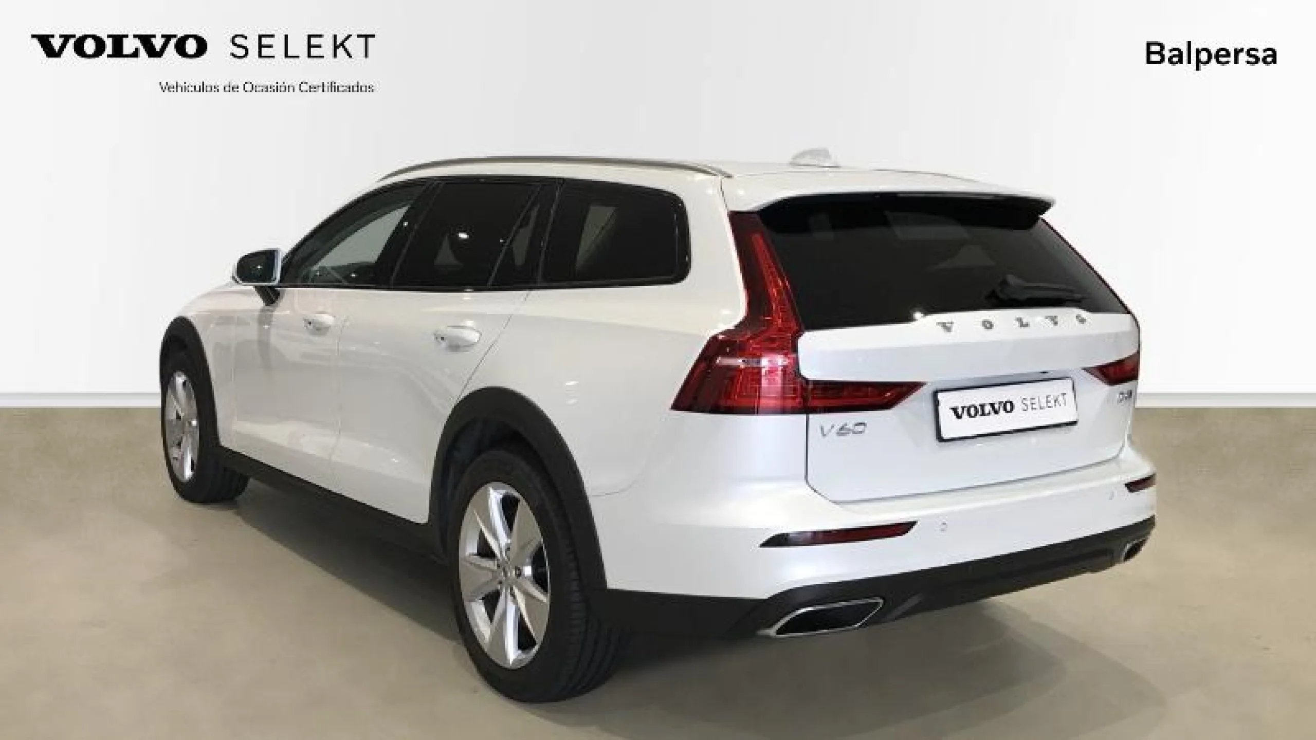 VOLVO V60 cross country 2.0 D4 AUTO AWD - Foto 3