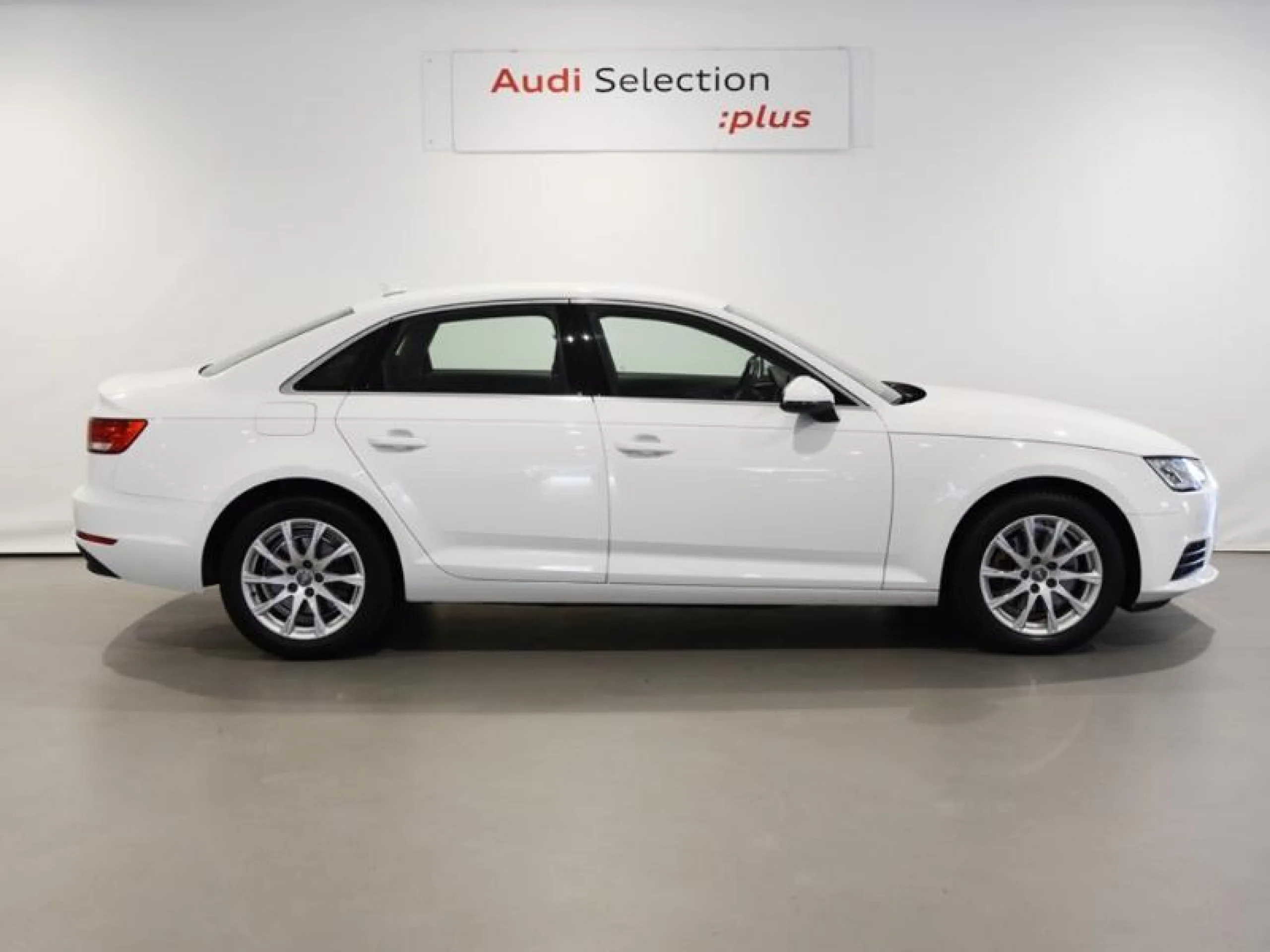 AUDI A4 2.0 TDI 150CV ADVANCED EDITION - Foto 3
