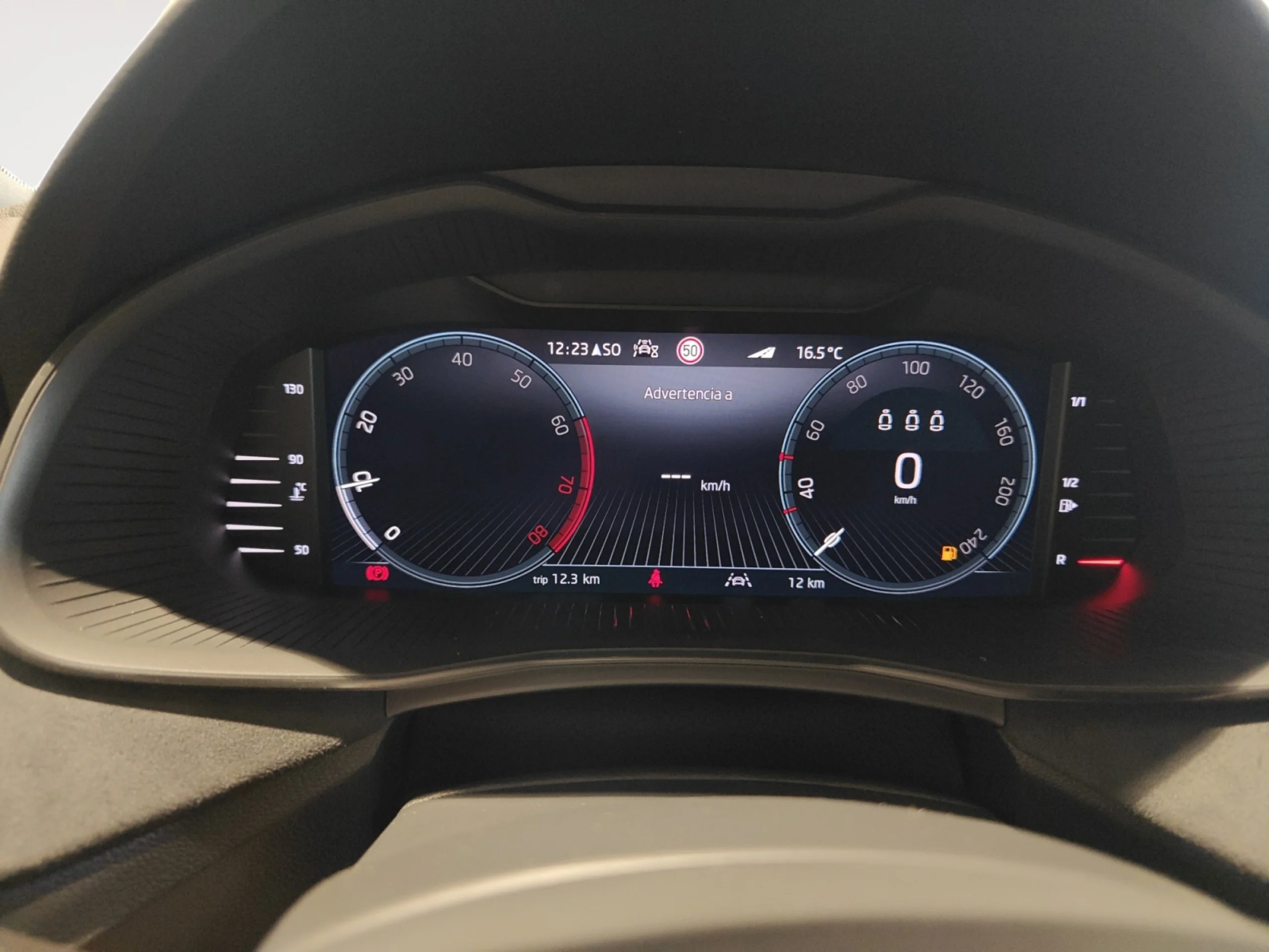 SKODA KAMIQ 1.0 TSI 85KW (115CV) SPORT - Foto 15