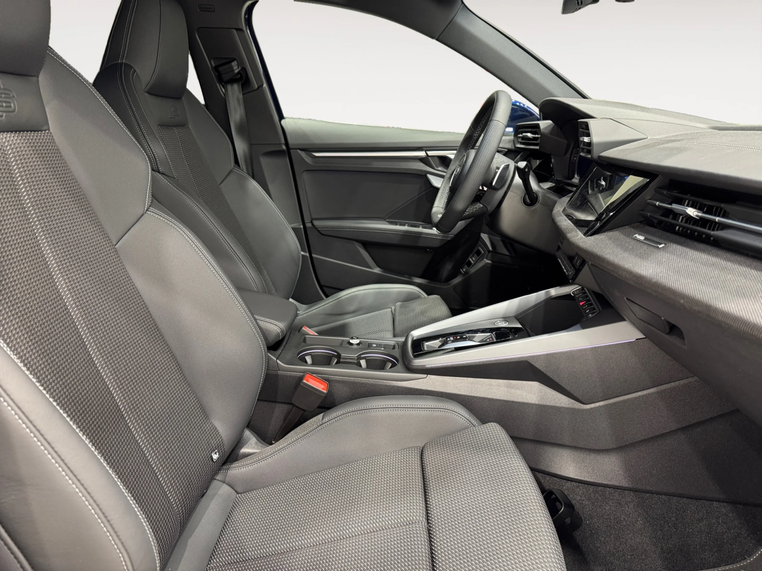 AUDI A3 SPORTBACK S LINE TFSI E 150KW S TRONIC - Foto 9