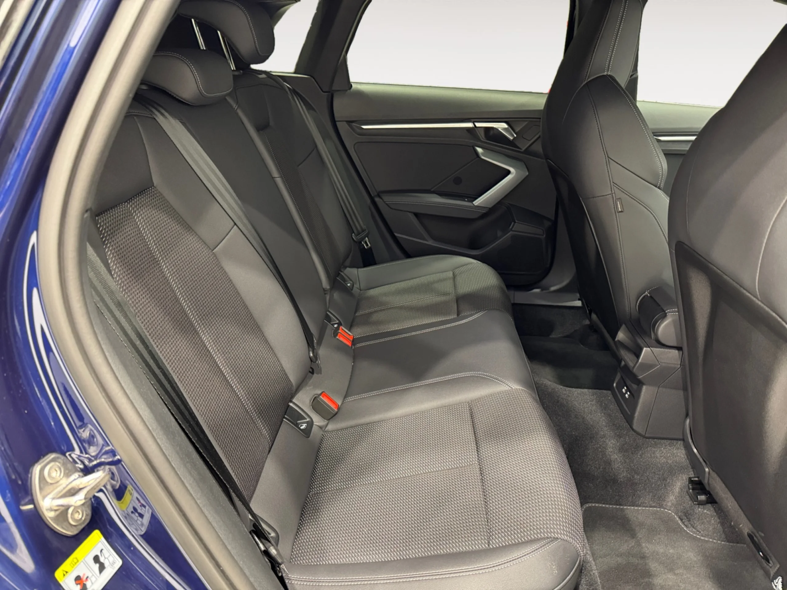 AUDI A3 SPORTBACK S LINE TFSI E 150KW S TRONIC - Foto 10