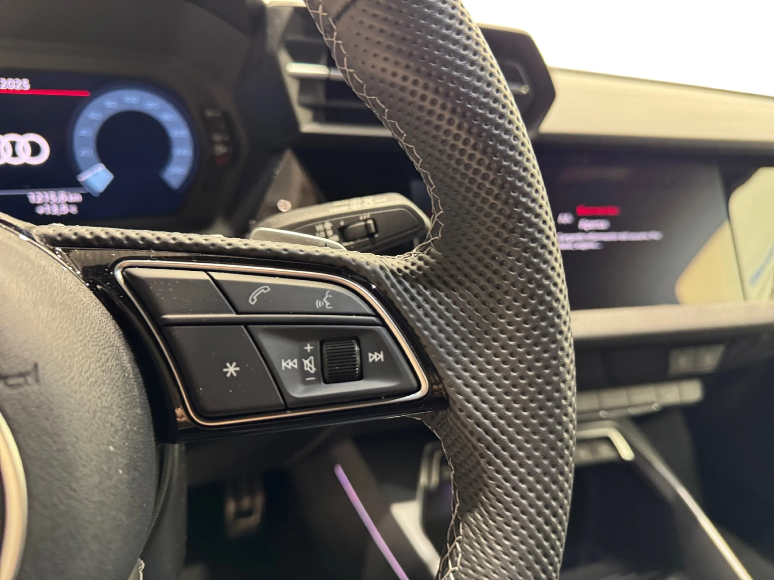 AUDI A3 SPORTBACK S LINE TFSI E 150KW S TRONIC - Foto 13