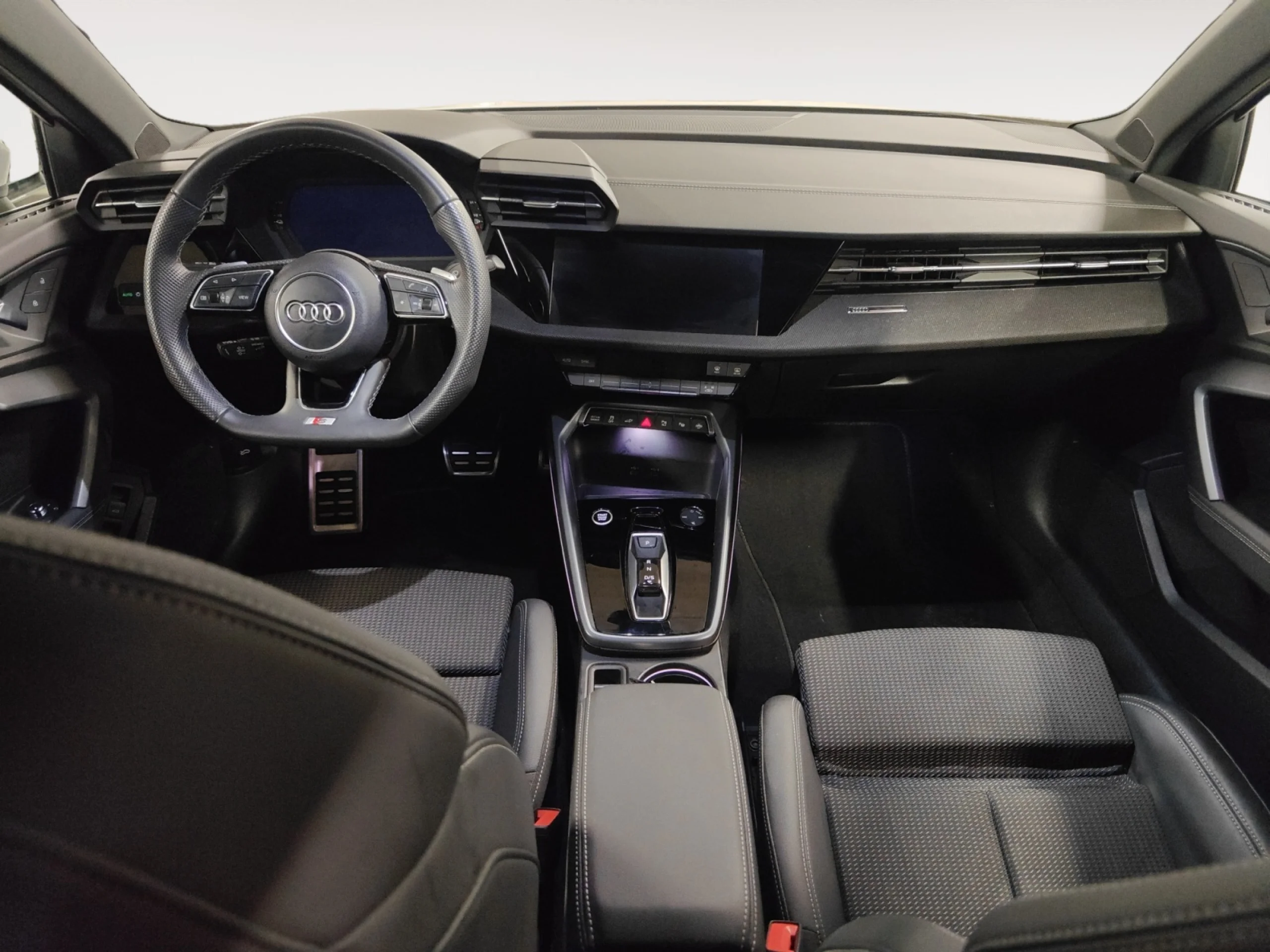 AUDI A3 SPORTBACK S LINE 40 TFSI E 150KW S TRON - Foto 4