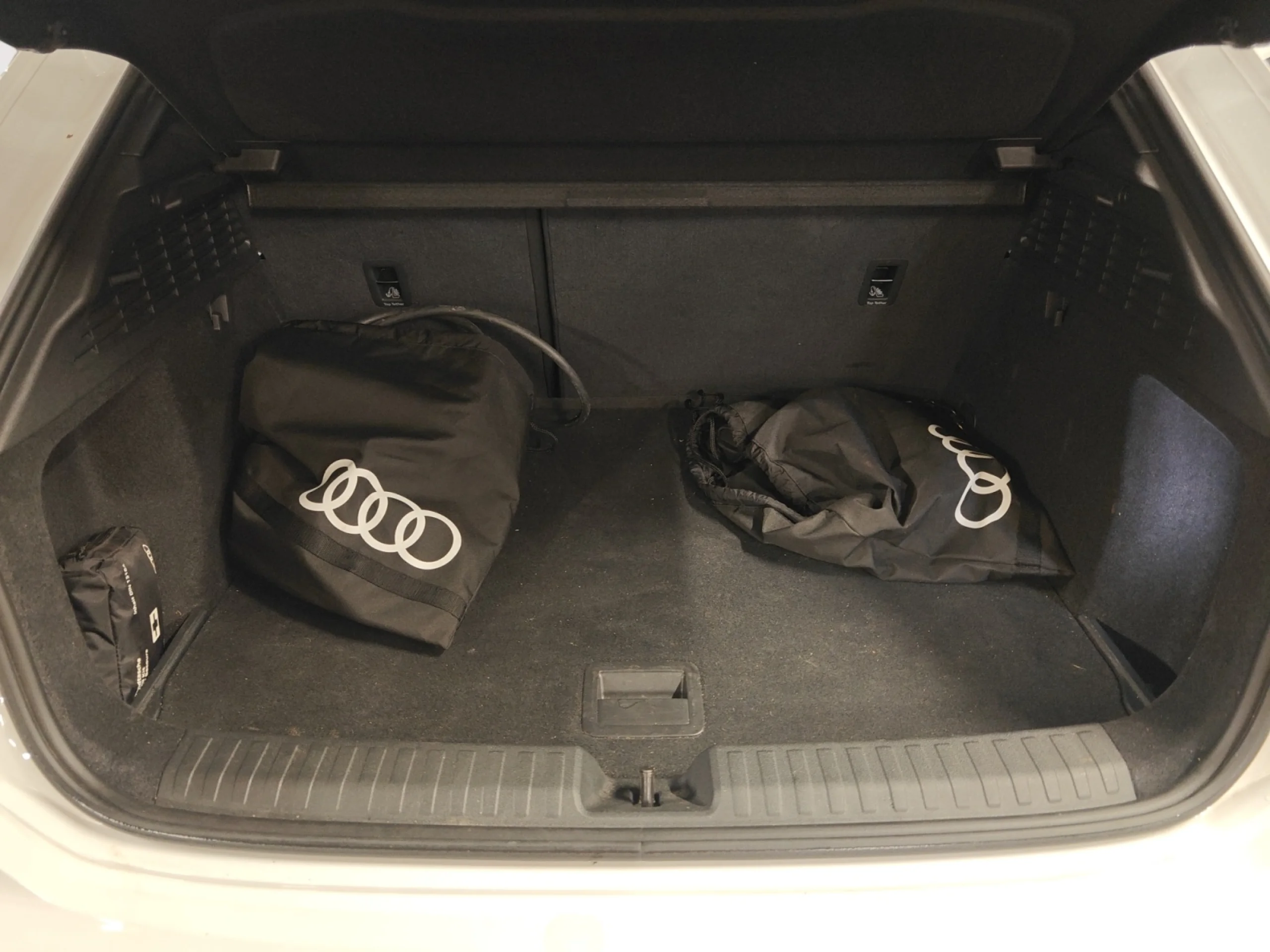 AUDI A3 SPORTBACK S LINE 40 TFSI E 150KW S TRON - Foto 7