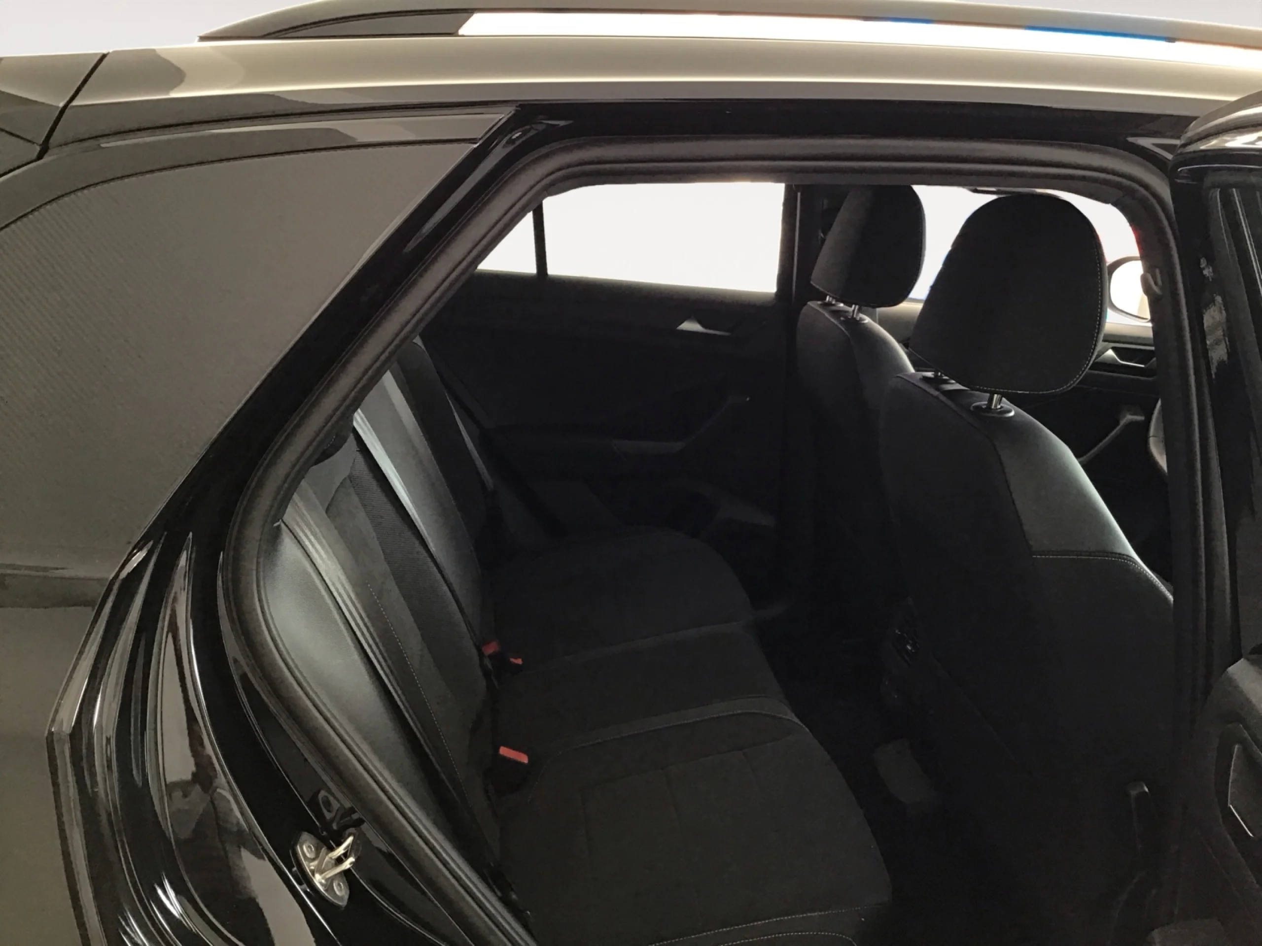 VOLKSWAGEN T ROC DARK LINE 2.0 TDI 110KW (150CV) 4MOT DSG - Foto 6