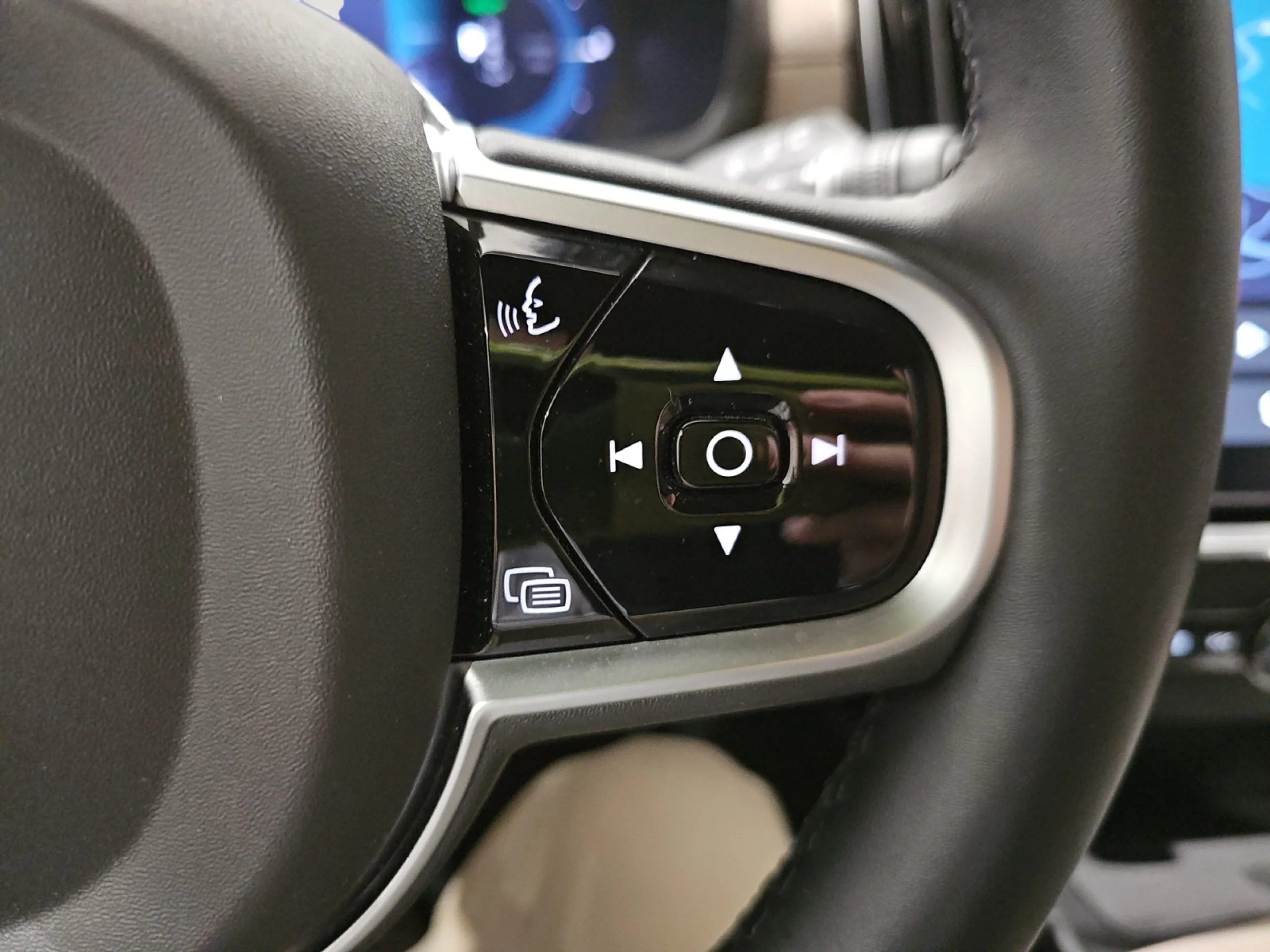 VOLVO XC90 2.0 T8 AWD CORE RECHARGE AUTO - Foto 13