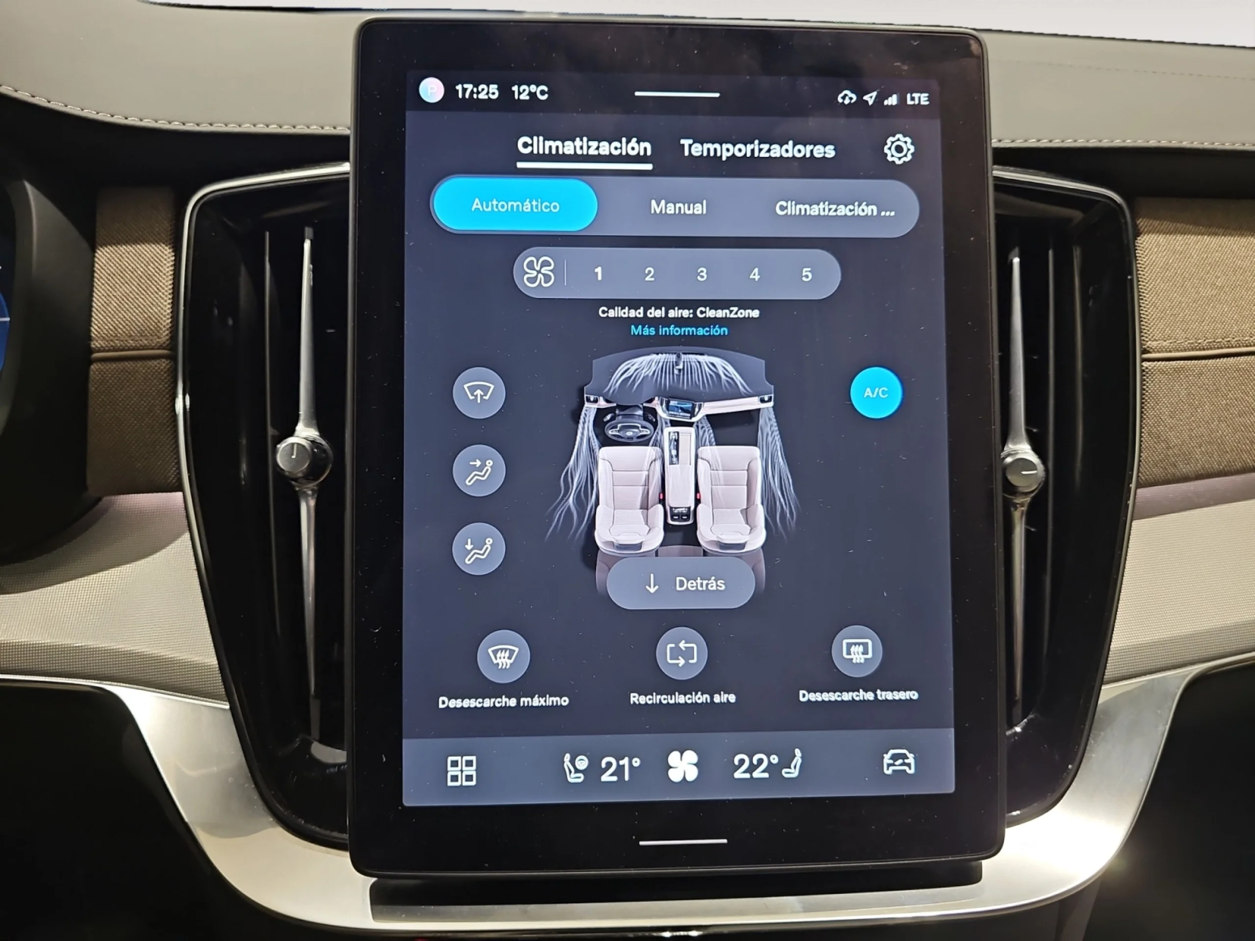 VOLVO XC90 2.0 T8 AWD CORE RECHARGE AUTO - Foto 14