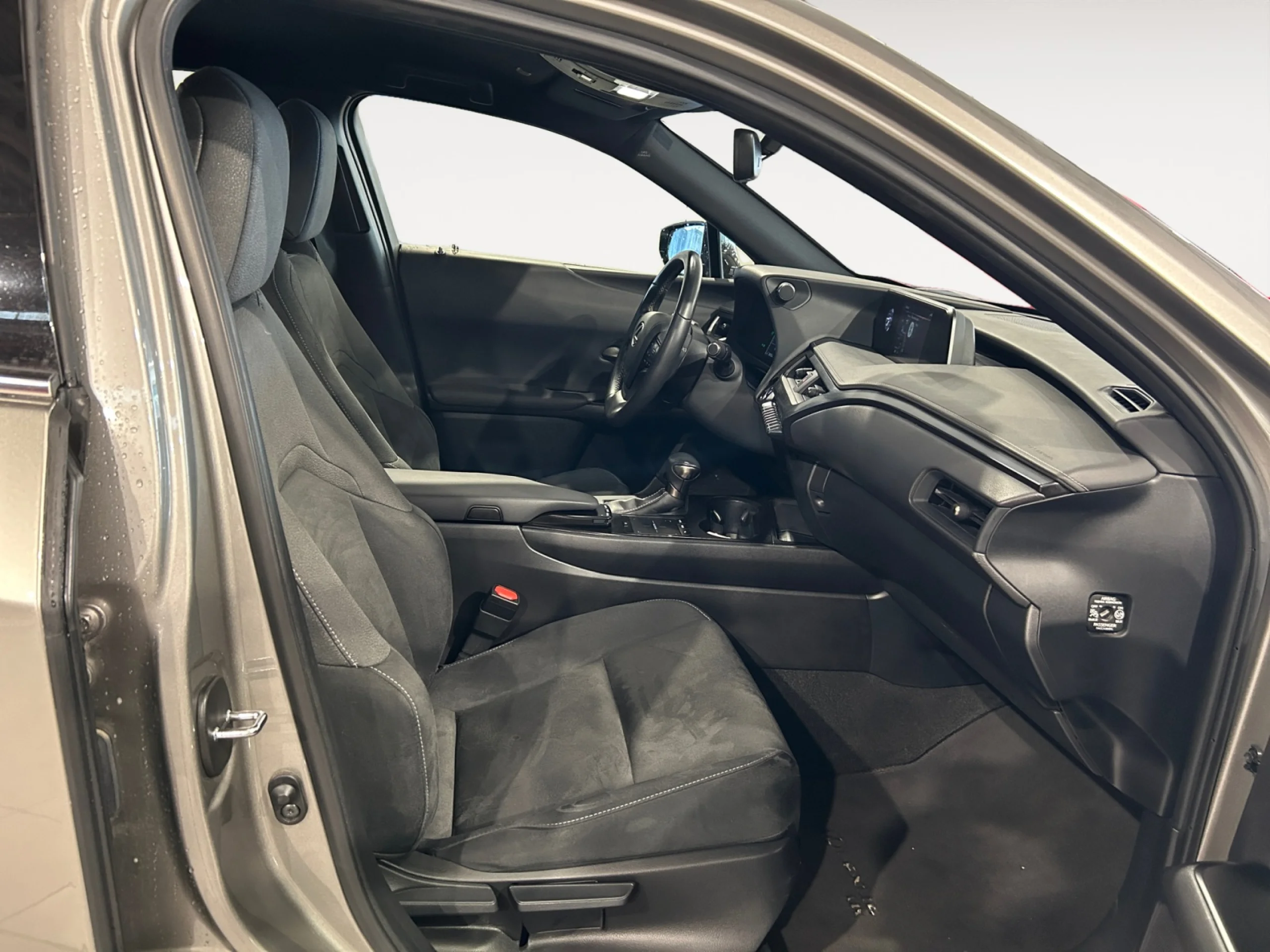 Lexus UX 2.0 250H PREMIUM - Foto 5