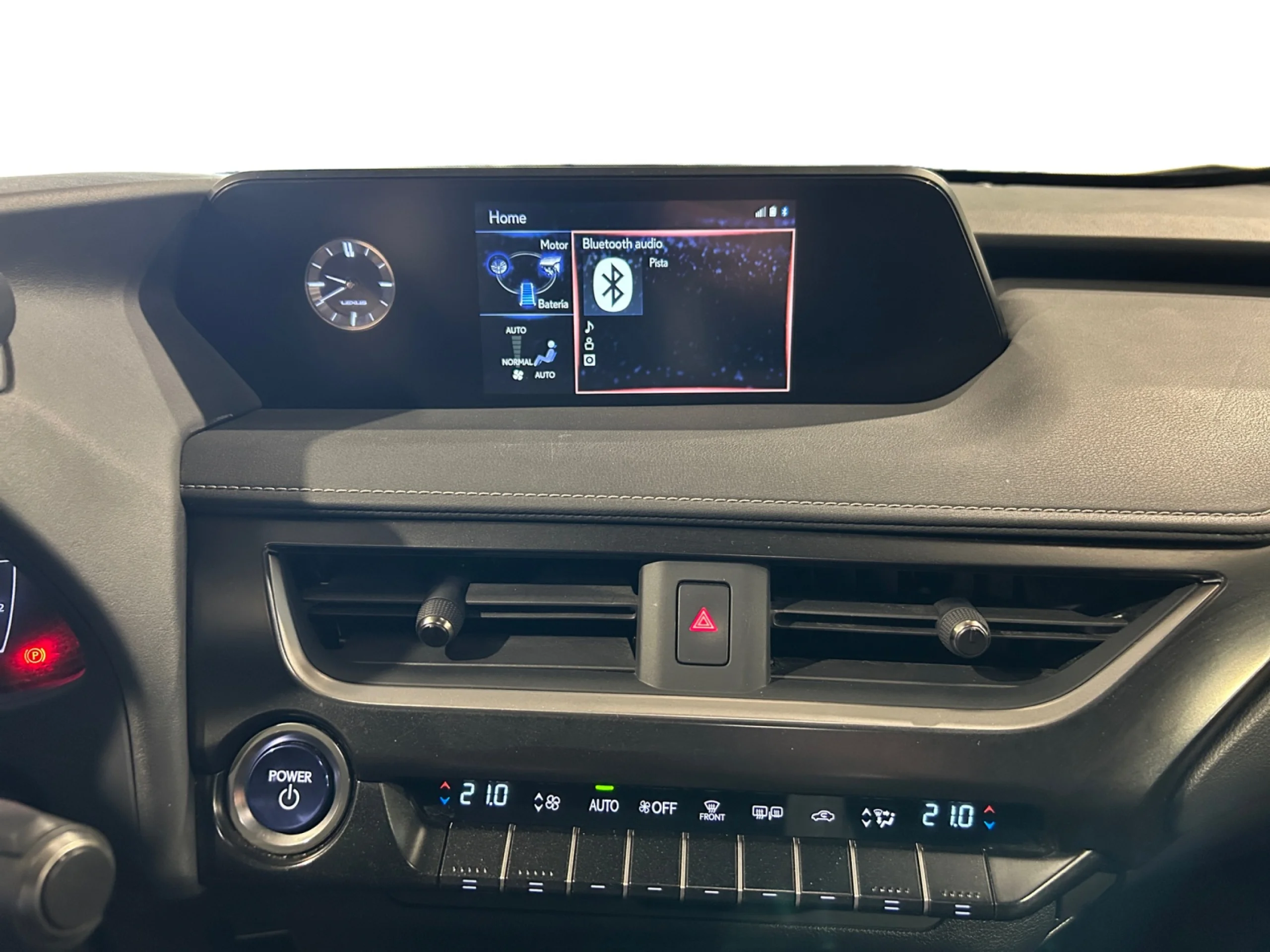 Lexus UX 2.0 250H PREMIUM - Foto 9