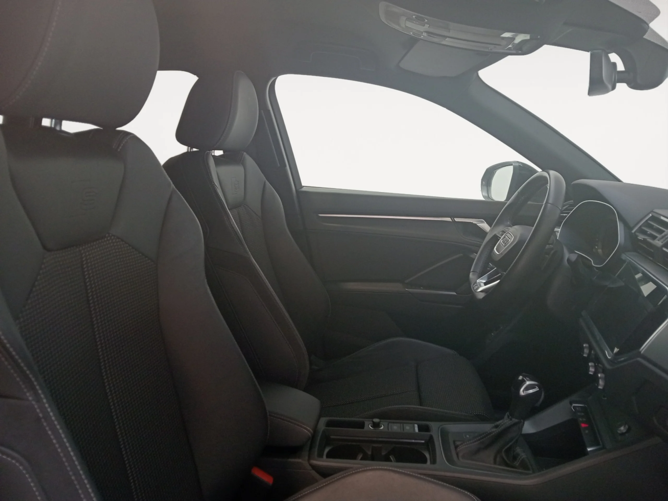 AUDI Q3 40 TFSI 140KW S TRONIC QUATTR BLACK LINE - Foto 5