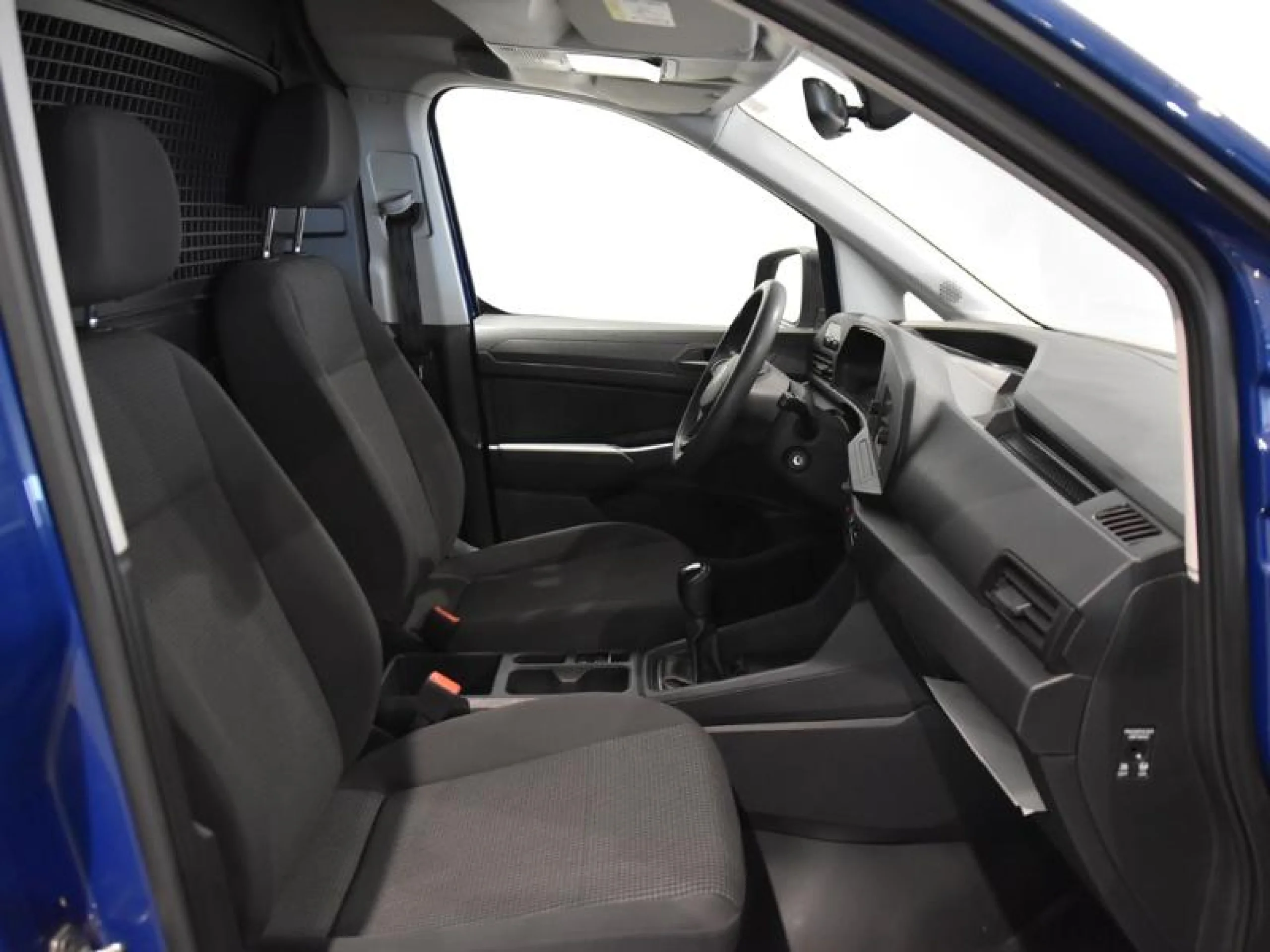 VW COMERCIALES Caddy CADDY CARGO MAXI MRW V2  2.0 TDI 75 KW (102 CV) 6 VEL. 2.300 - Foto 5