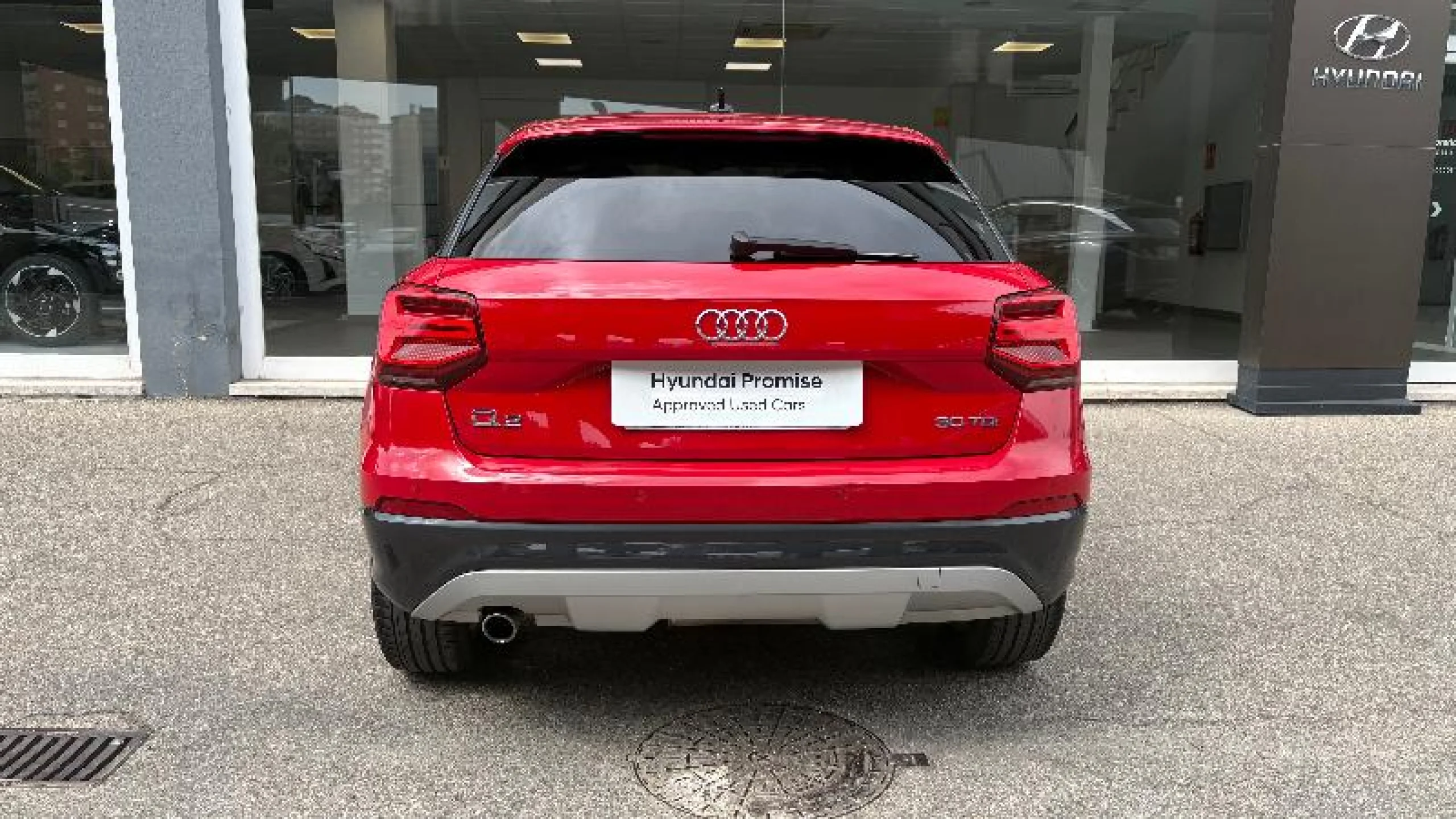 AUDI Q2 DESIGN 30 TDI 85KW (116CV) S TRONIC - Foto 8