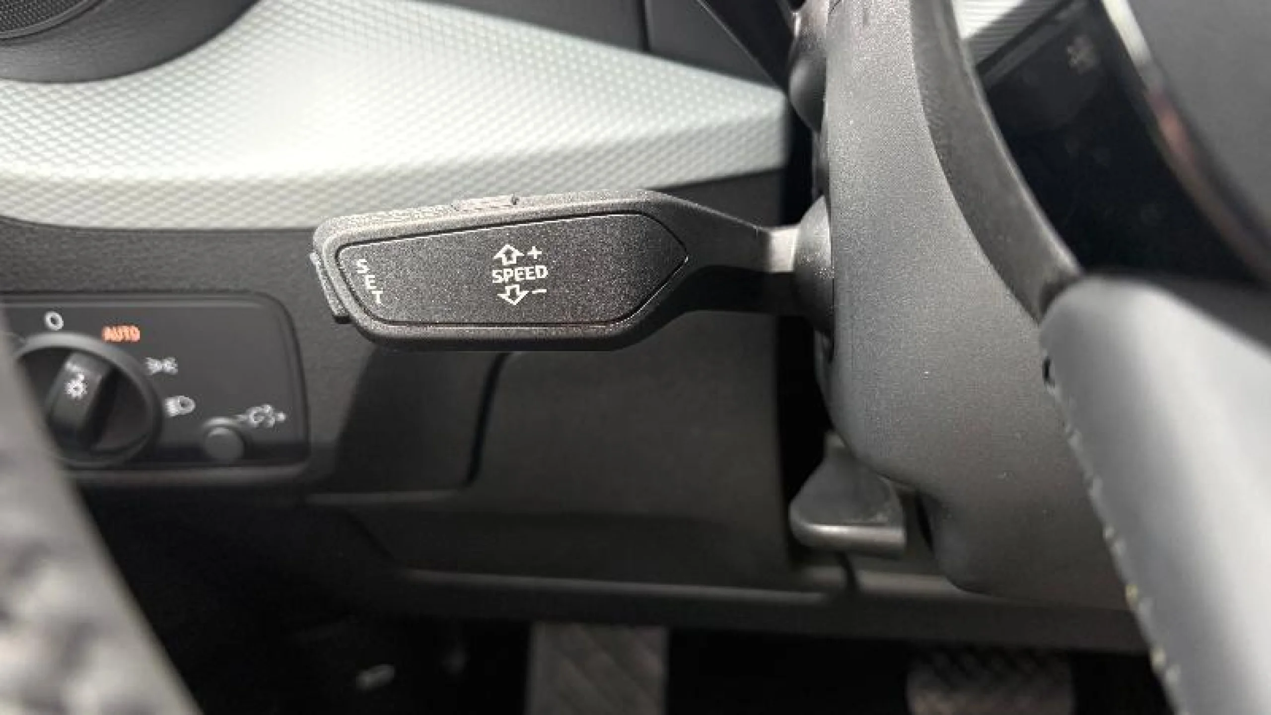 AUDI Q2 DESIGN 30 TDI 85KW (116CV) S TRONIC - Foto 20