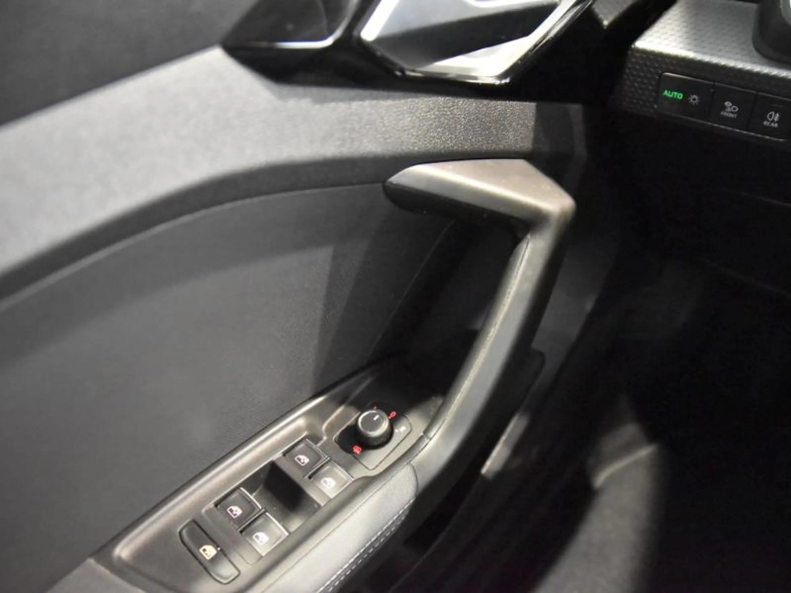 AUDI A1 SPORTBACK ADRENALIN 25 TFSI 70KW (95CV) - Foto 15