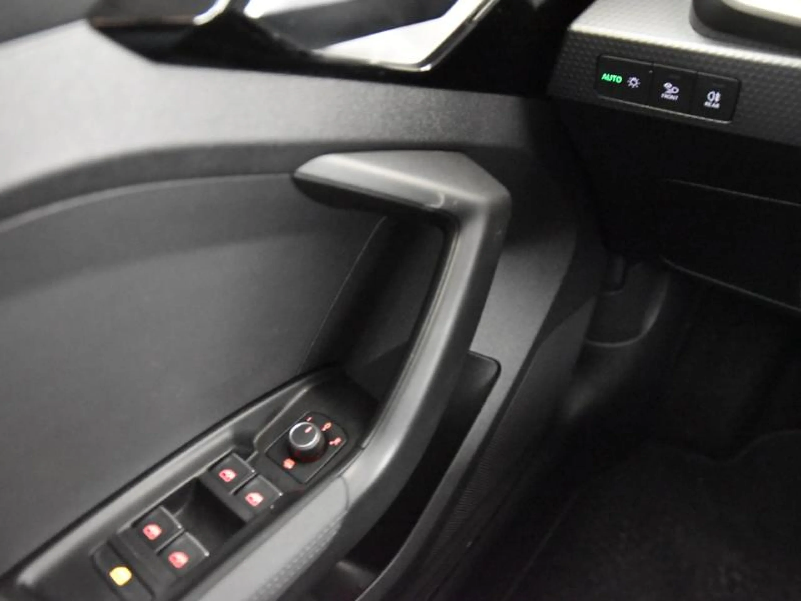 AUDI A1 SPORTBACK ADRENALIN 30 TFSI 81KW (110CV) - Foto 17